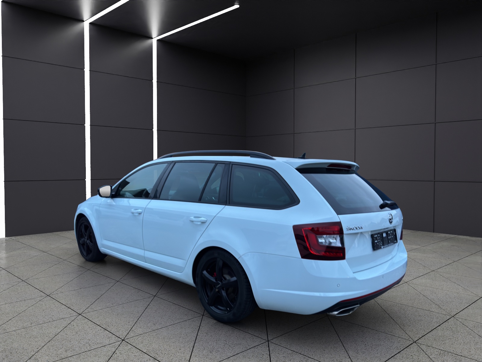 SKODA Octavia Combi 2.0 TDI RS DSG-image-3