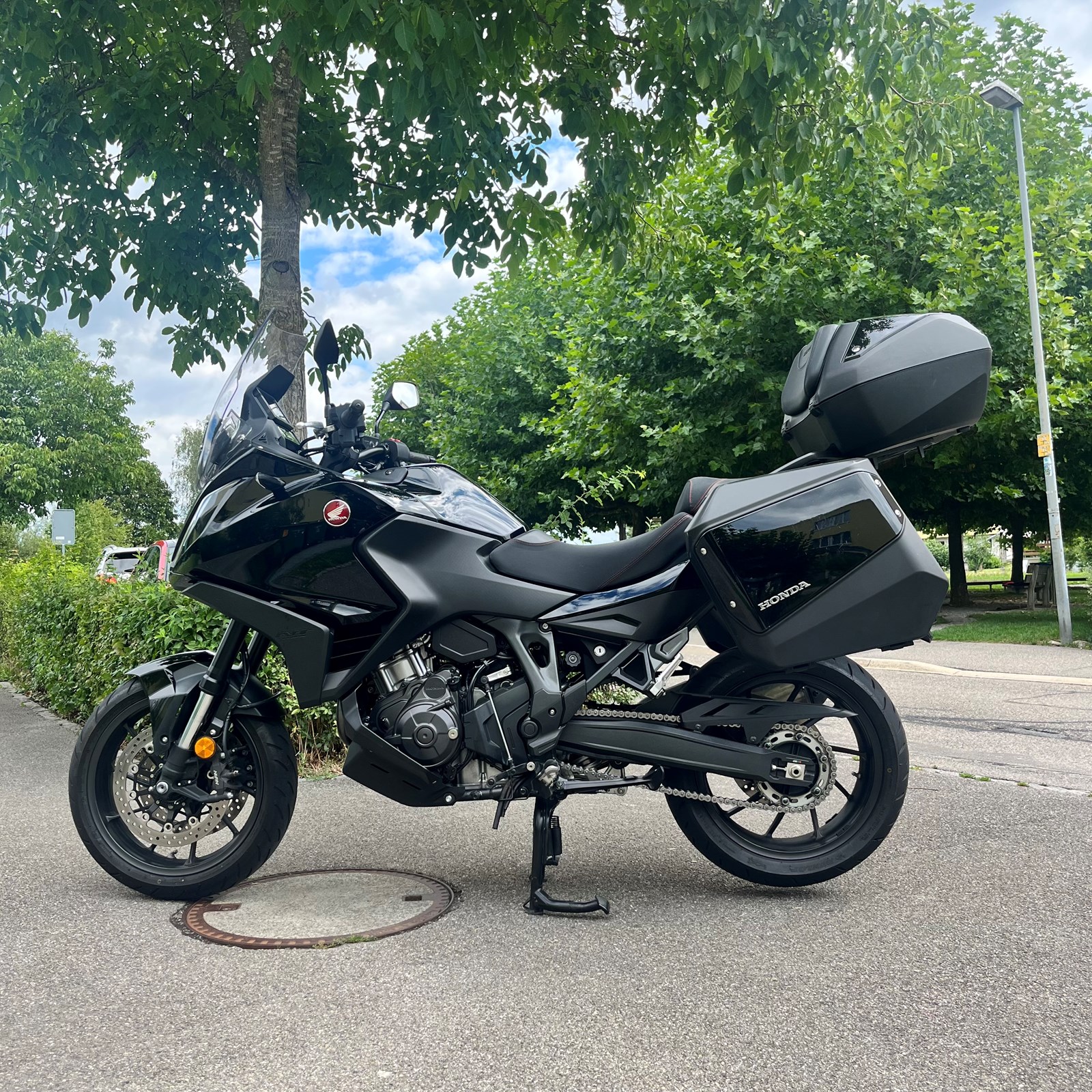 HONDA NT 1100-image-2