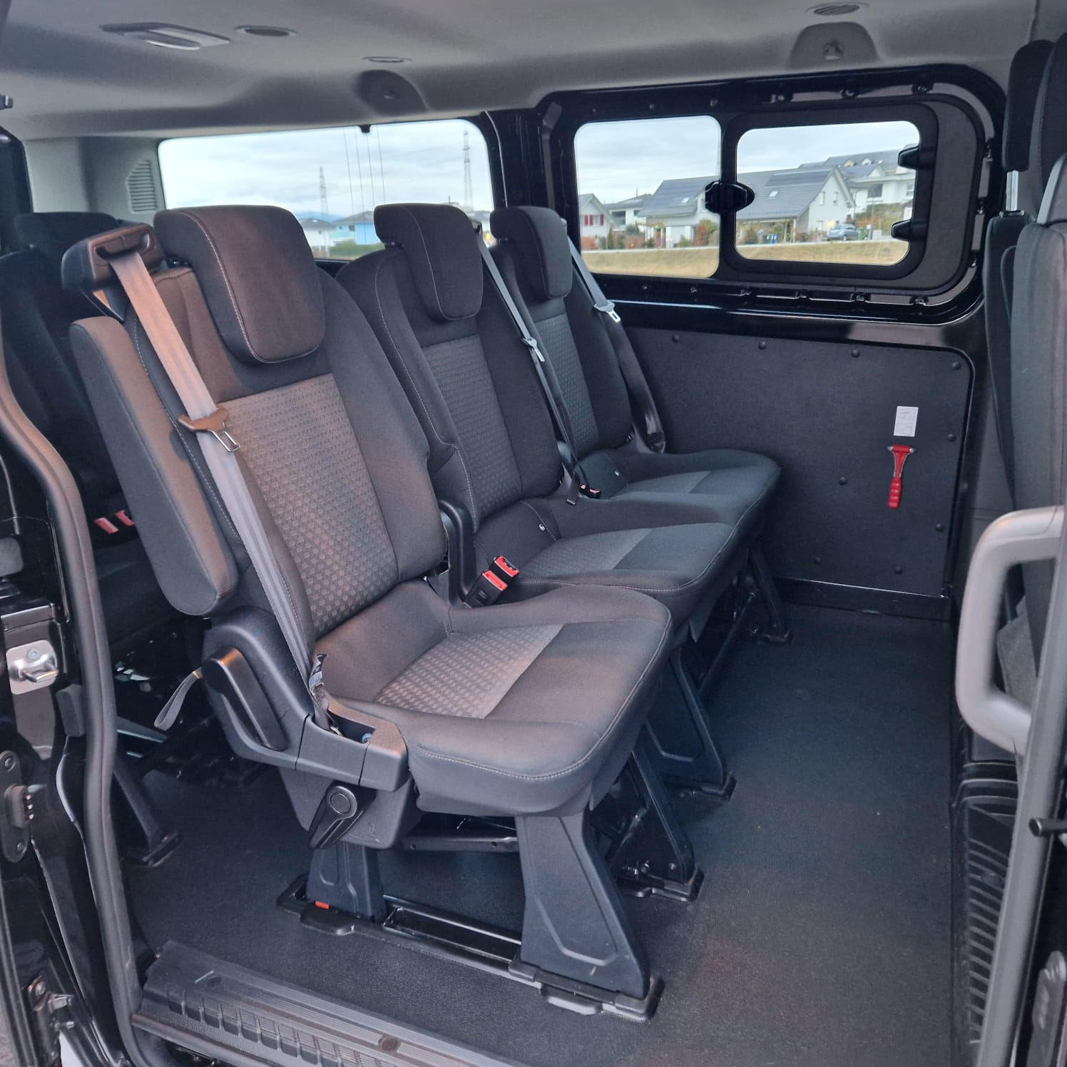 FORD Transit Custom 320 L2H1 Trend A-image-28