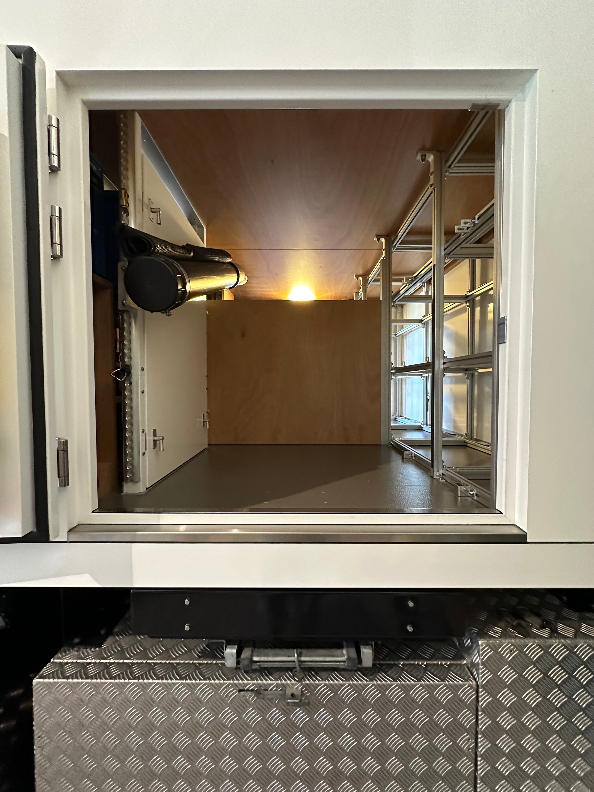 MAN 18.340 4x4 mit 3 Sperren-image-15