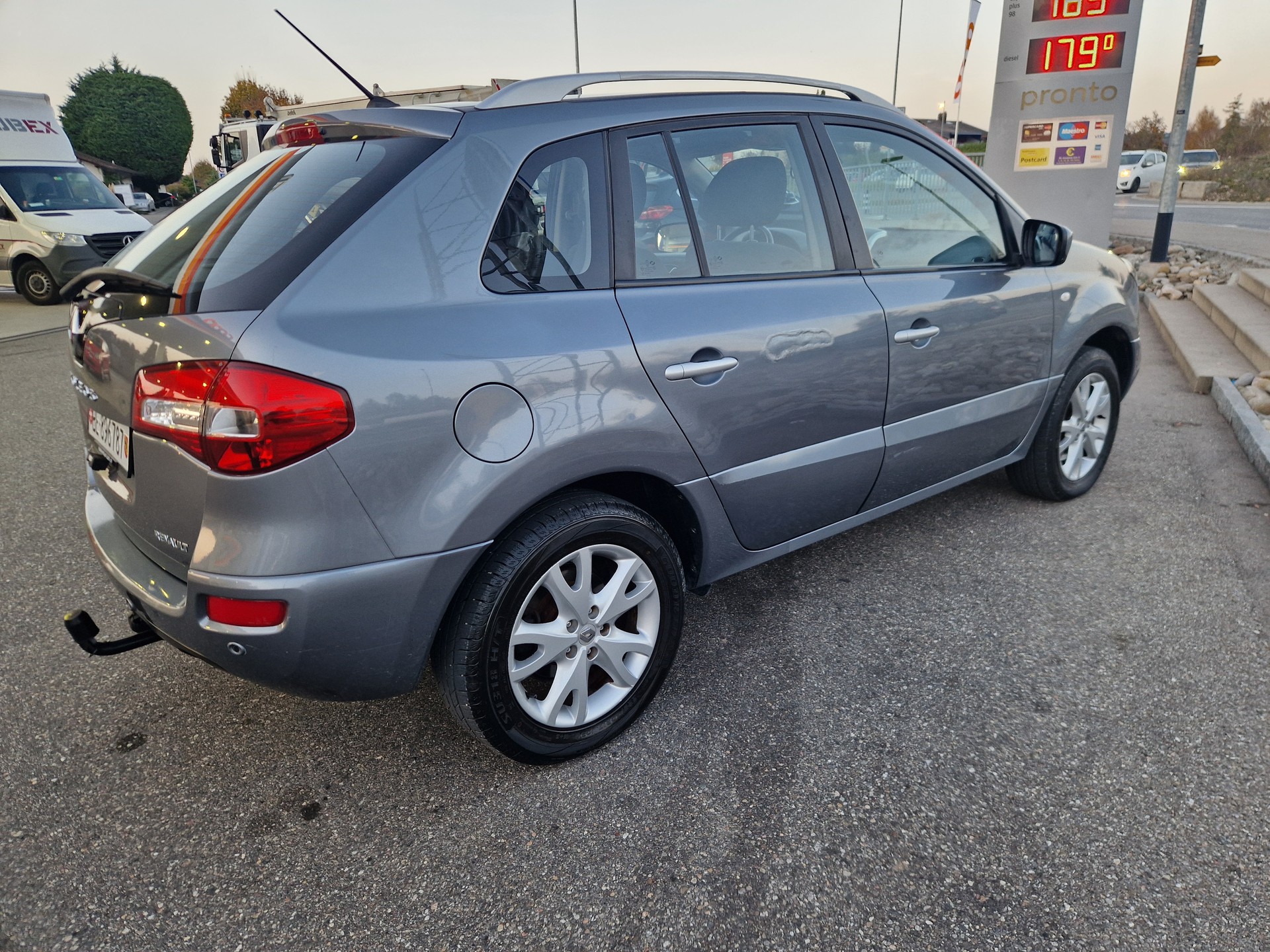 RENAULT Renault Koleos 2.0 dci inkl. AHK 2.0t-image-3