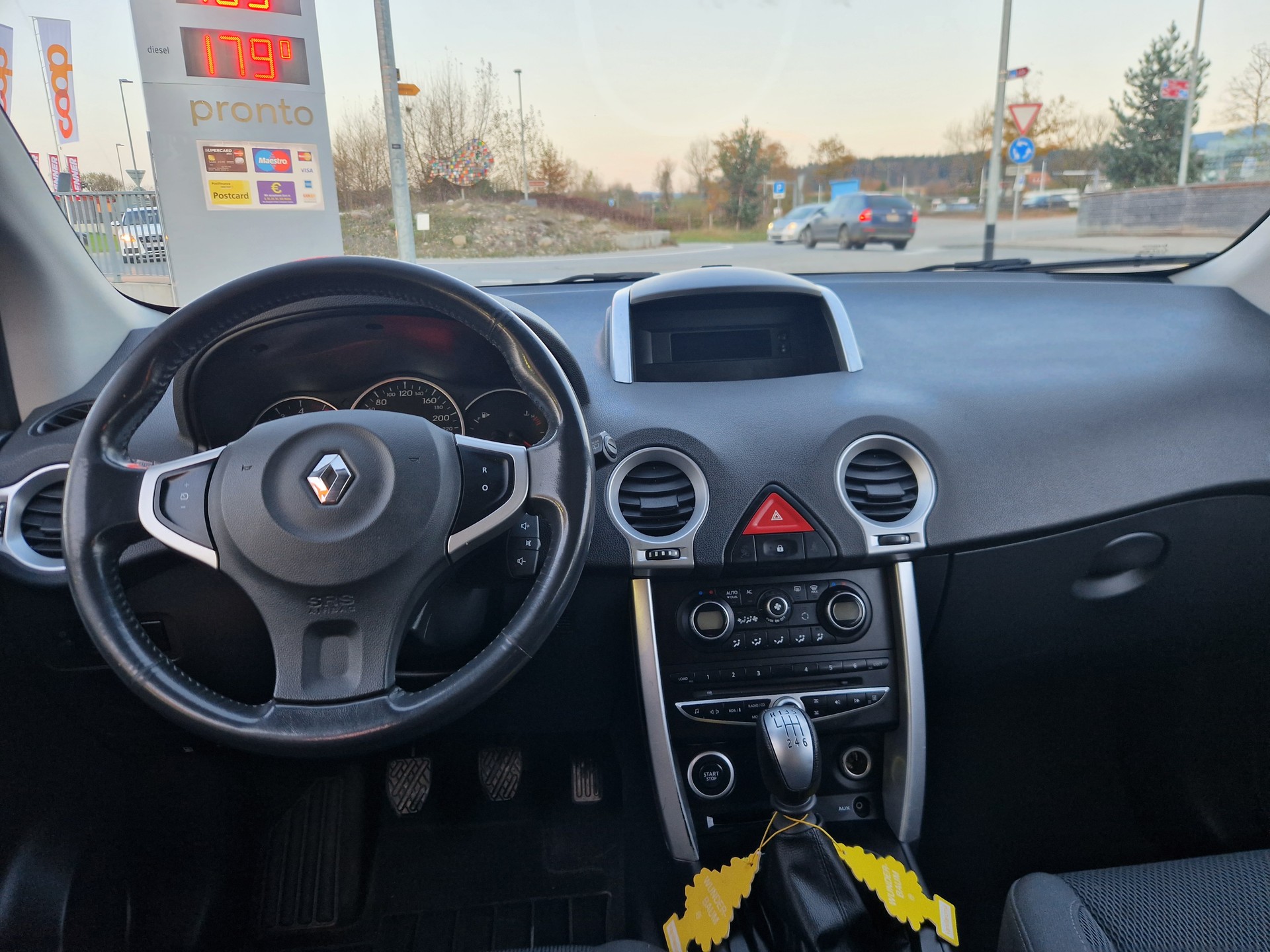 RENAULT Renault Koleos 2.0 dci inkl. AHK 2.0t-image-5