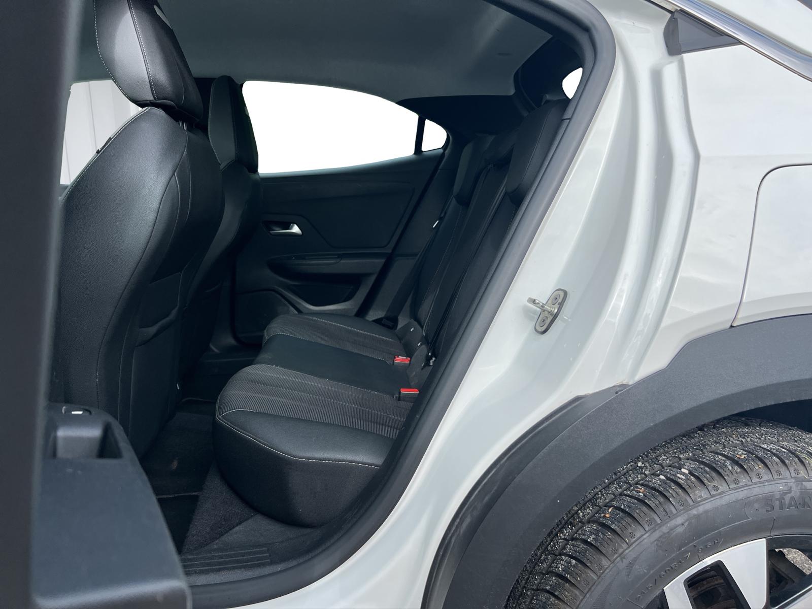 OPEL Mokka 1.2 Direct Injection Turbo Elegance Aut.-image-10