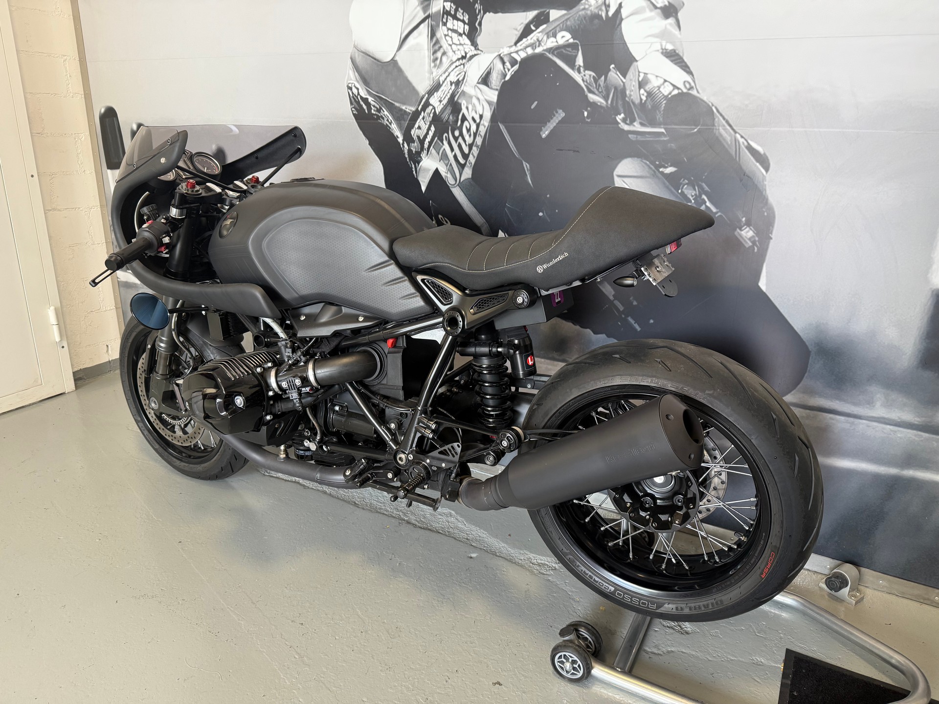 BMW R nineT ABS-image-2