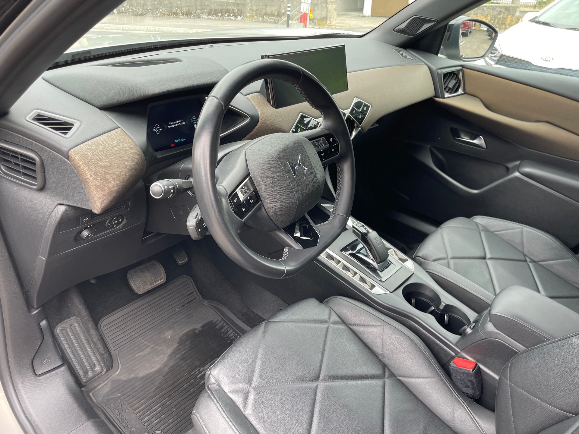 DS AUTOMOBILES DS 3 Crossback E-Tense 136 SO Chic-image-8