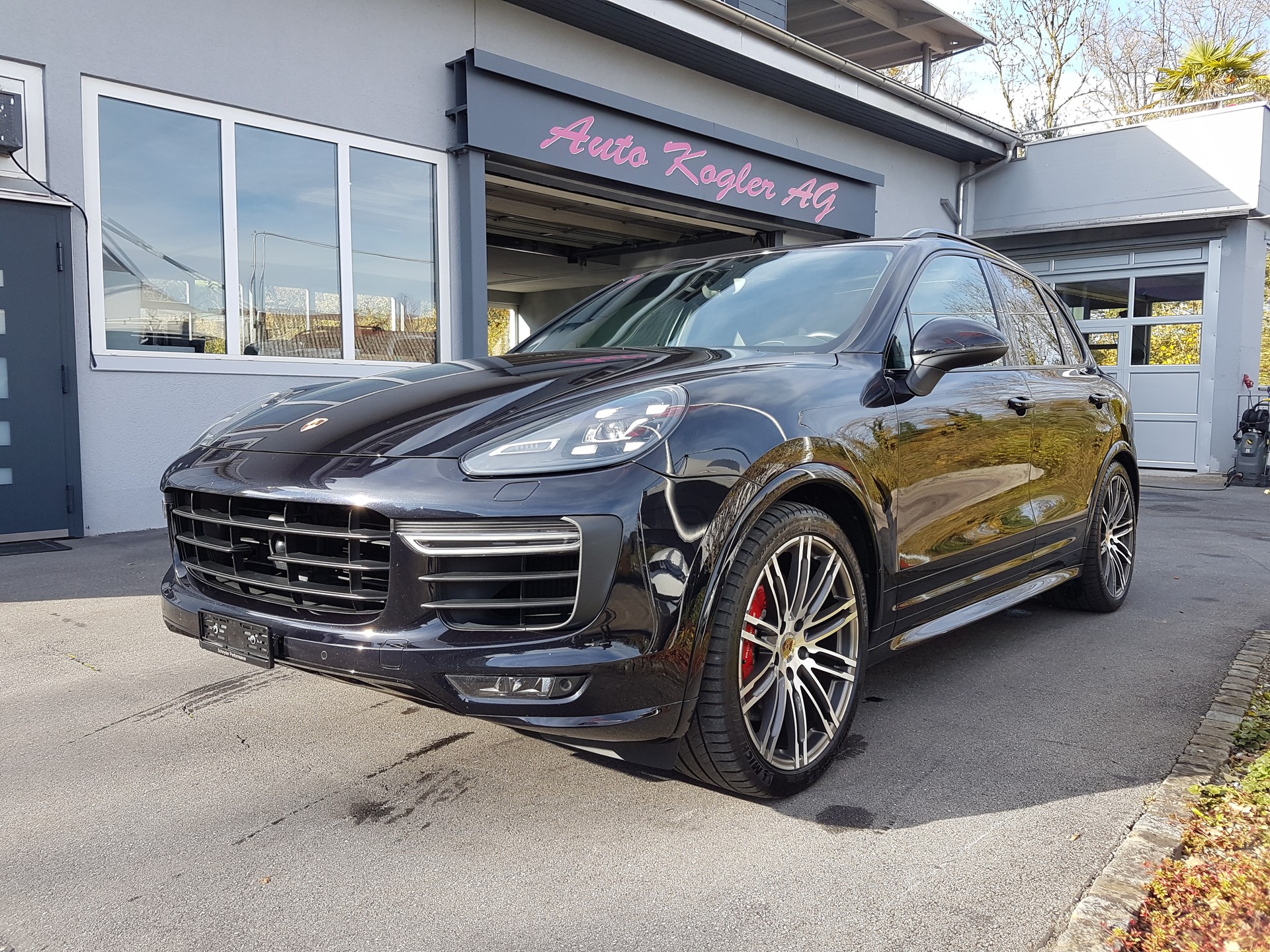 PORSCHE Cayenne Turbo
