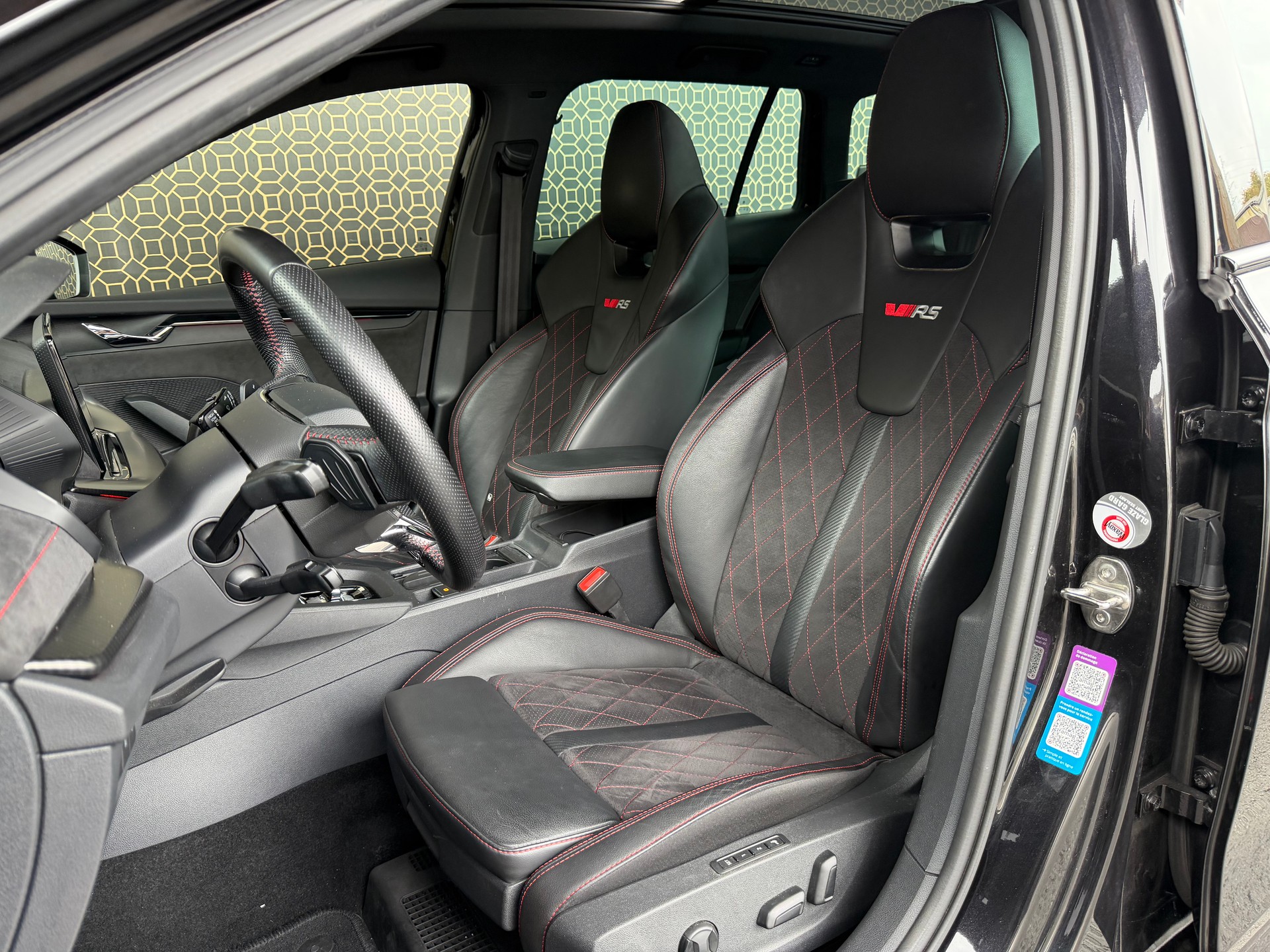 SKODA Octavia Combi 2.0 TSI DSG RS-showroom-element-2
