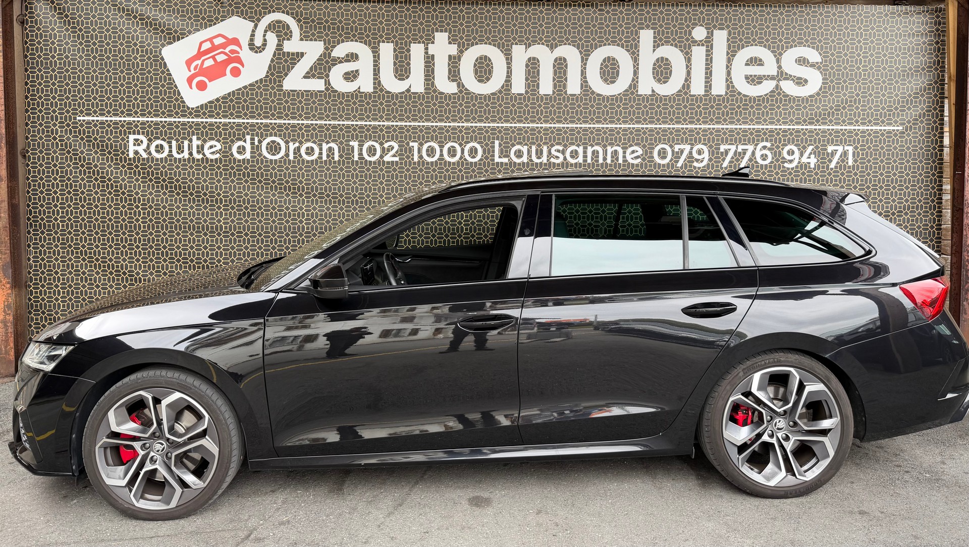 SKODA Octavia Combi 2.0 TSI DSG RS