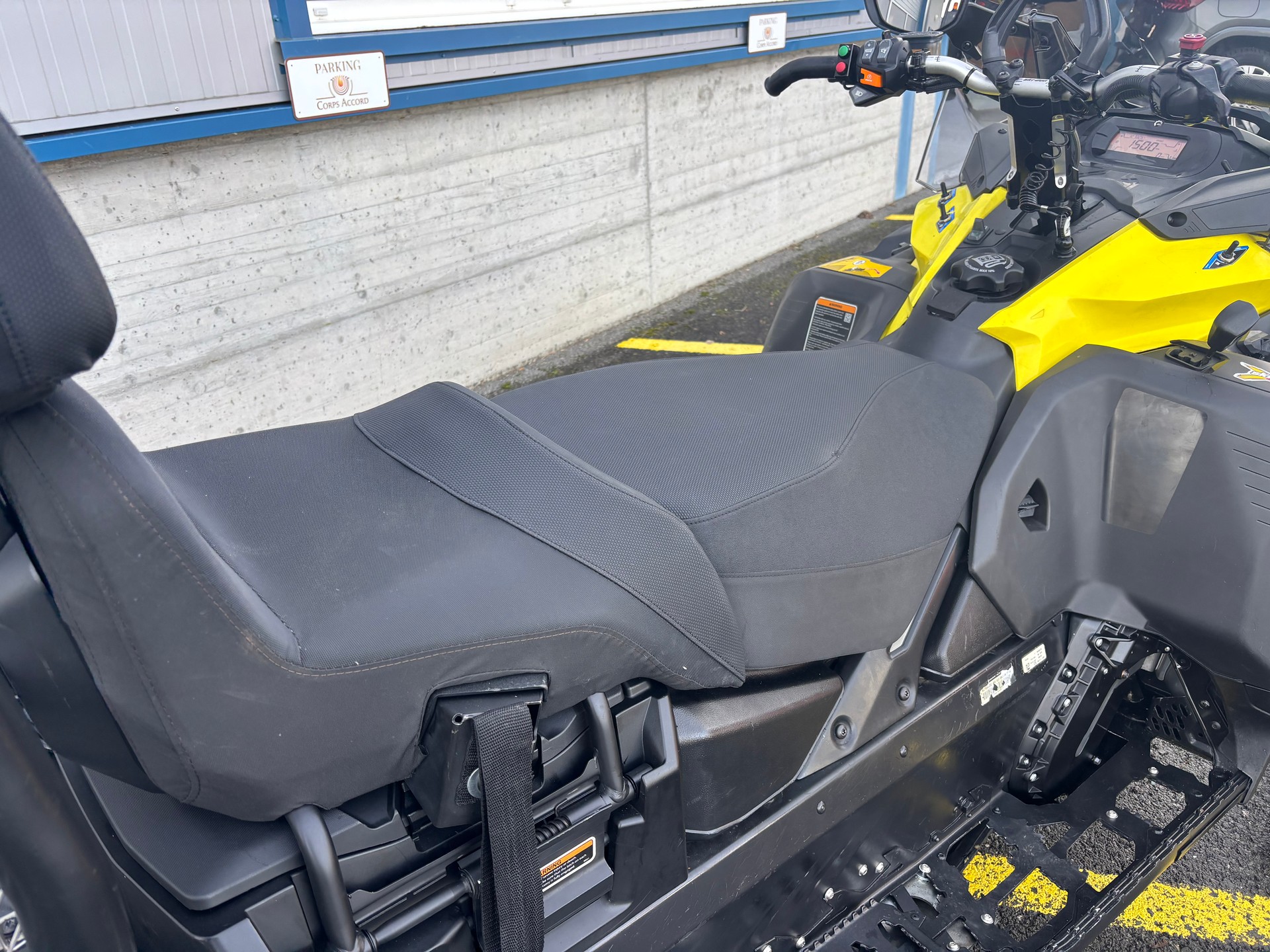 SKIDOO Expédition LE 900 ACE-image-3