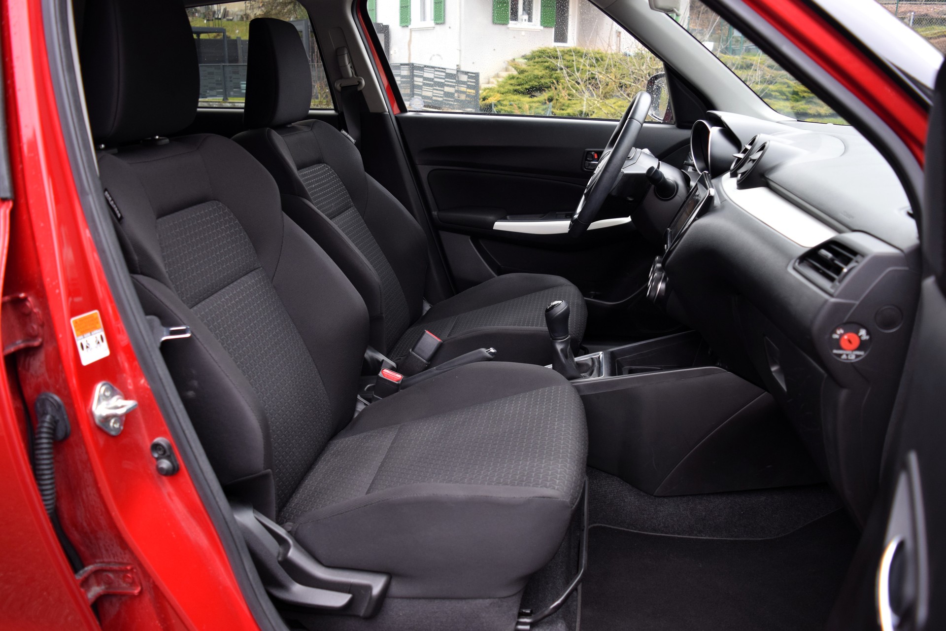 SUZUKI Swift 1.0 12V SHVS Tradizio Top Hybrid-image-12