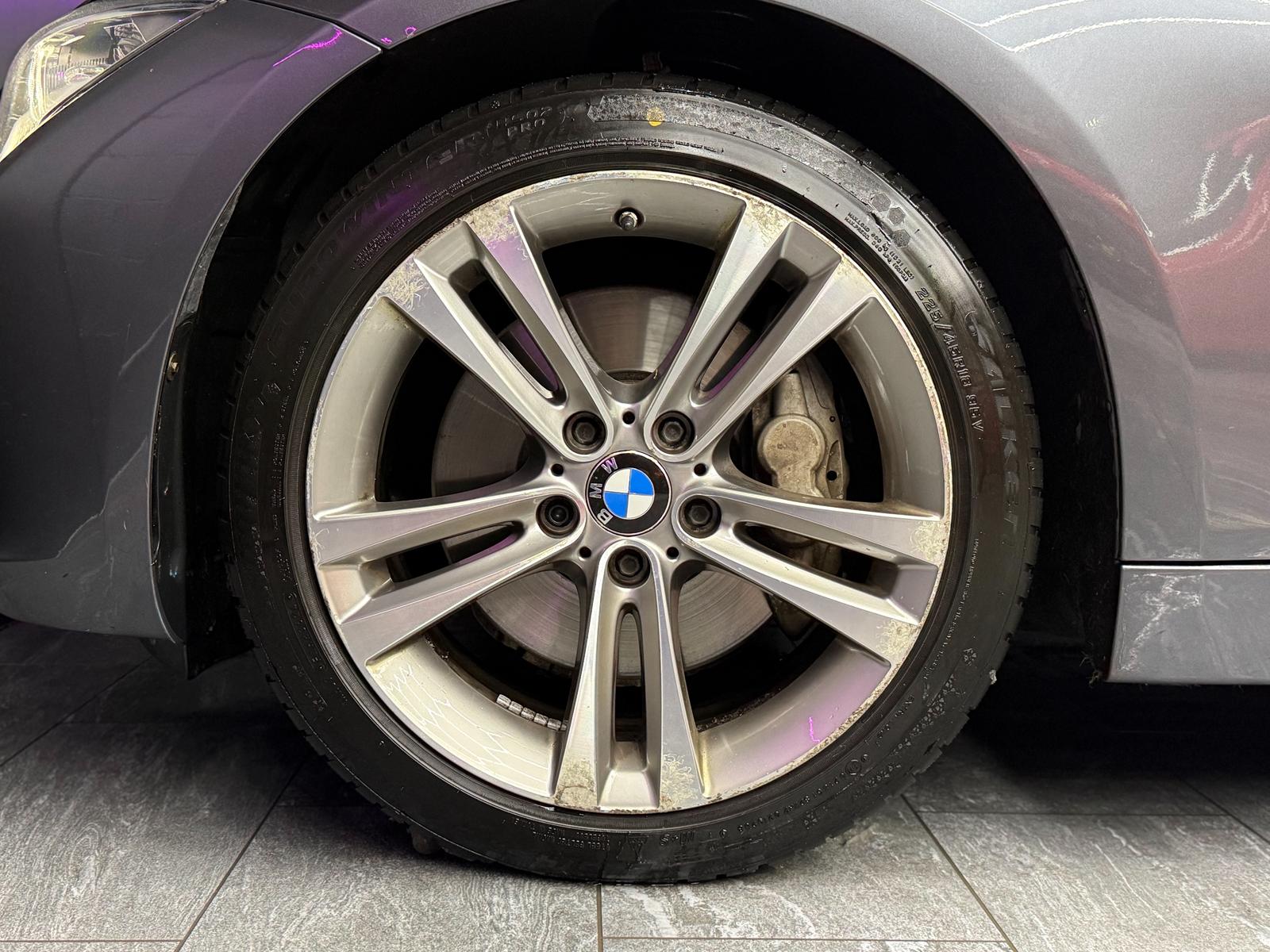 BMW ActiveHybrid 3 Sport Line Steptronic-image-22