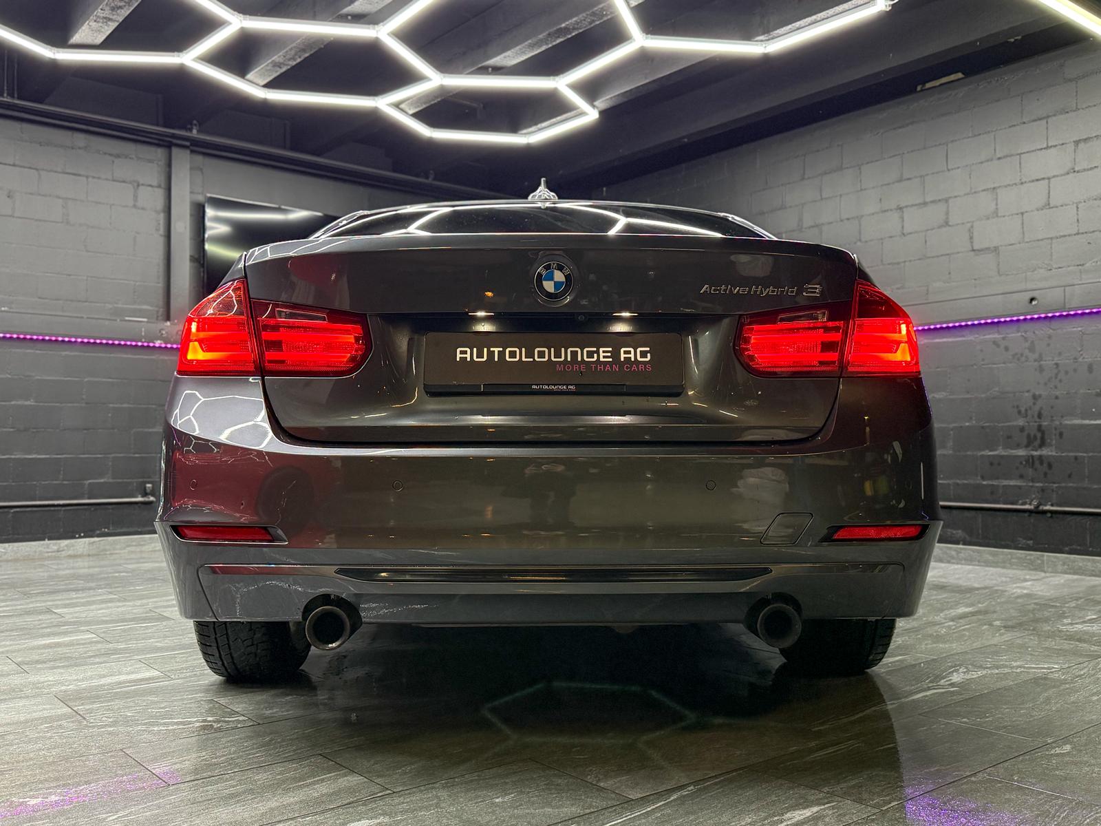 BMW ActiveHybrid 3 Sport Line Steptronic-image-6