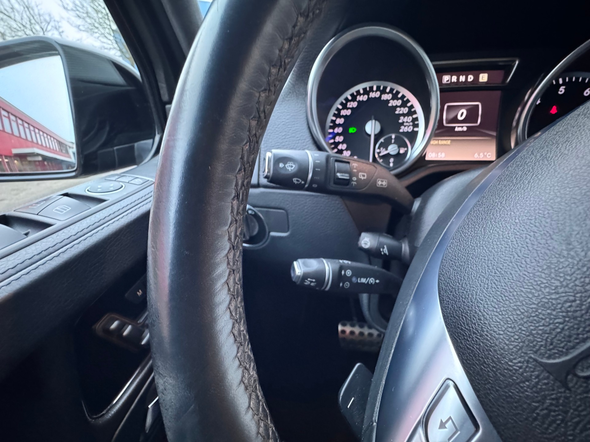 MERCEDES-BENZ G 500 7G+4x4+Leder+Navi+Bluetooth+ACC+Rückfahrkamera+Soundsystem+Schiebedach+Font-Entertainment+Dachhimmel Alcantara+AHK+-image-20