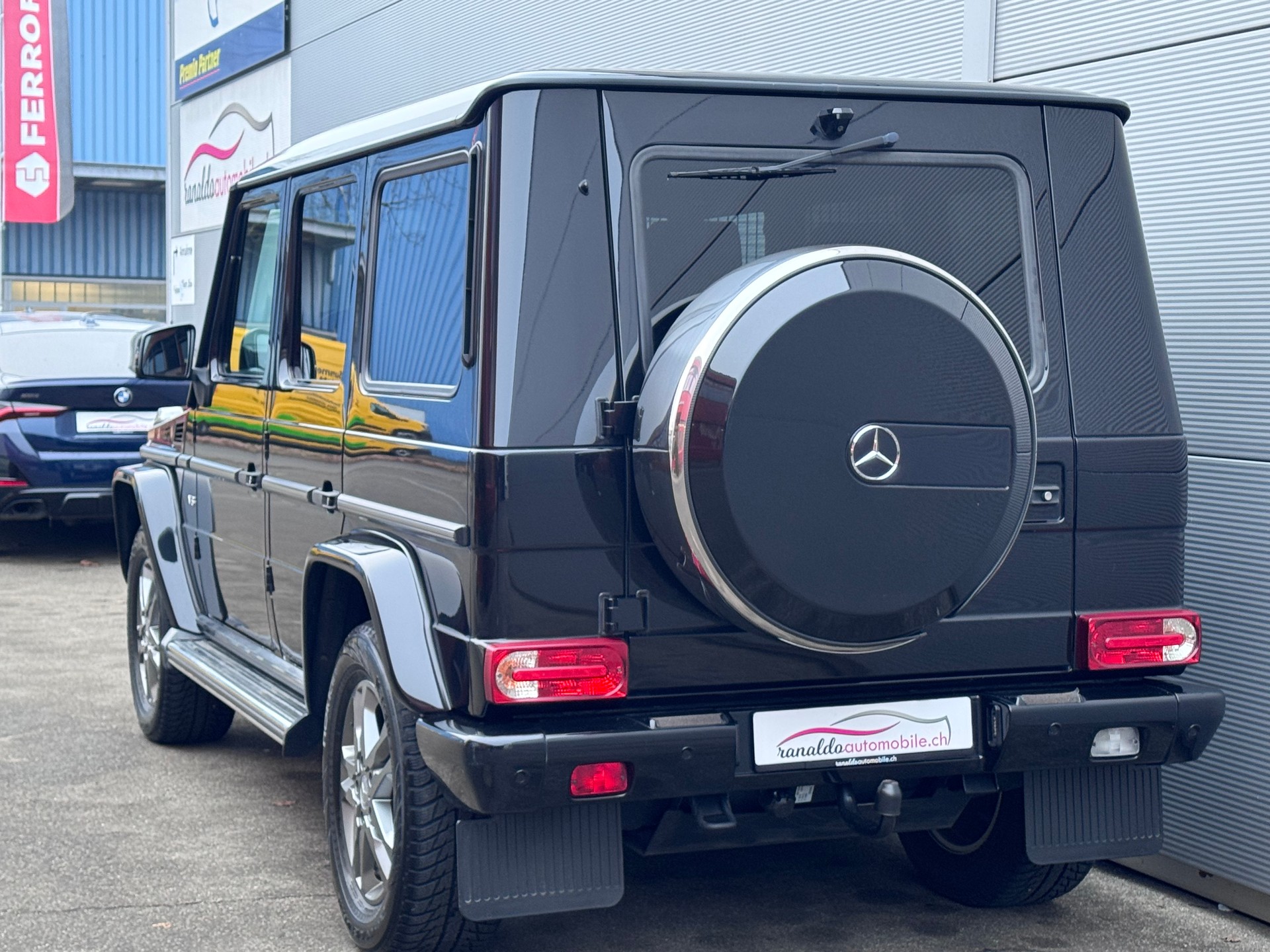 MERCEDES-BENZ G 500 7G+4x4+Leder+Navi+Bluetooth+ACC+Rückfahrkamera+Soundsystem+Schiebedach+Font-Entertainment+Dachhimmel Alcantara+AHK+-image-5