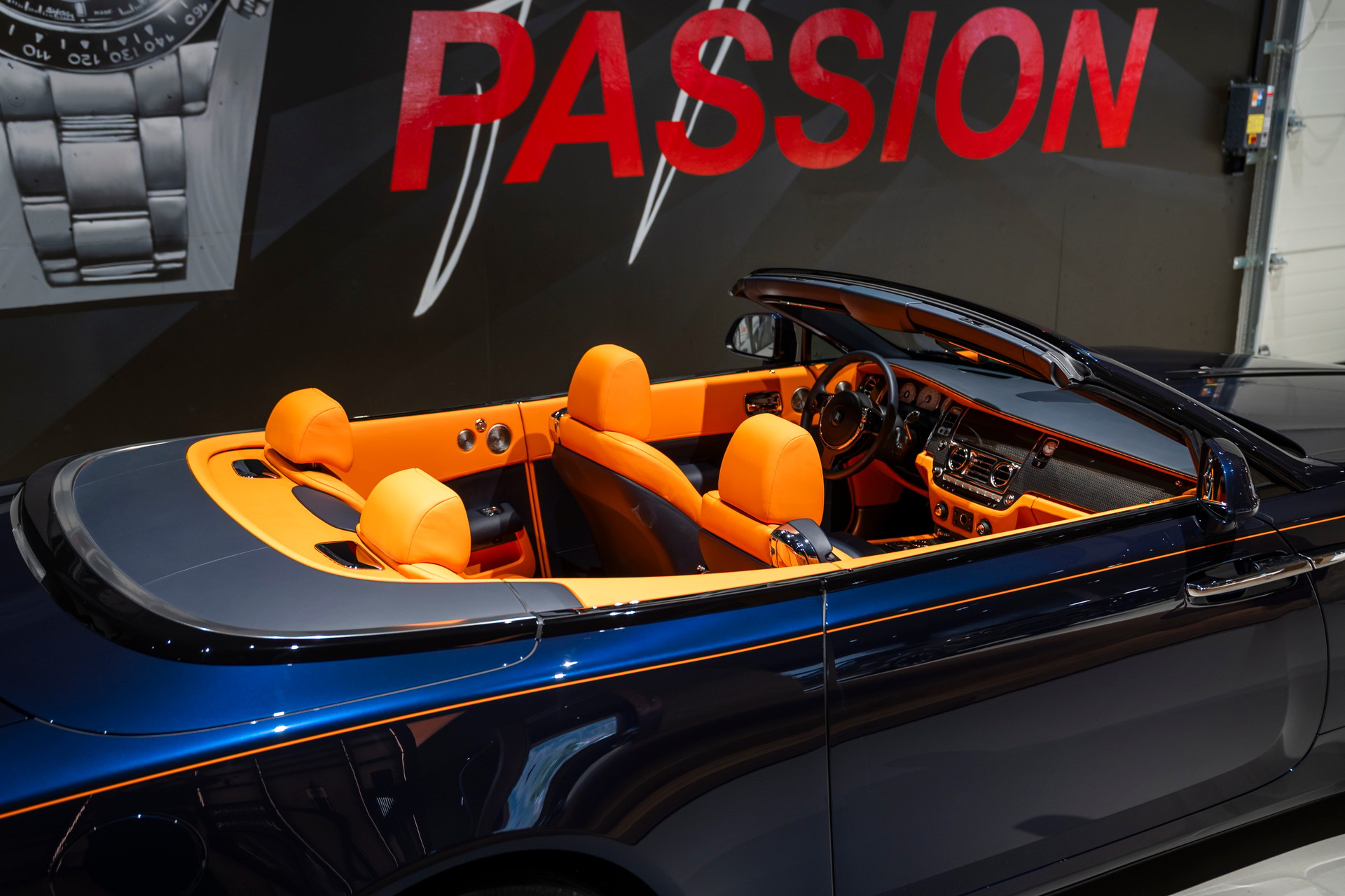 ROLLS-ROYCE Dawn 6.6 V12 Black Badge-image-7