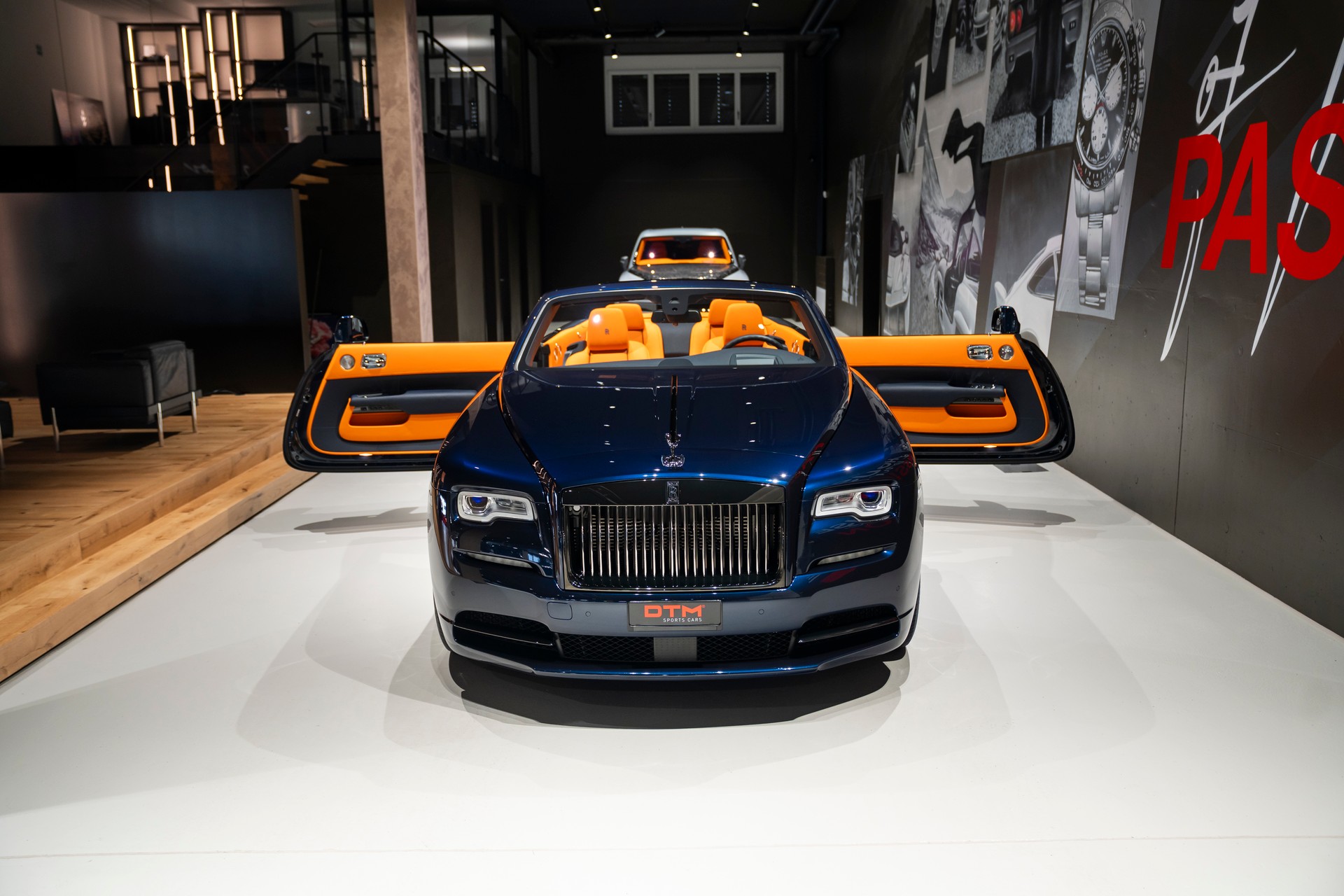 ROLLS-ROYCE Dawn 6.6 V12 Black Badge-image-8