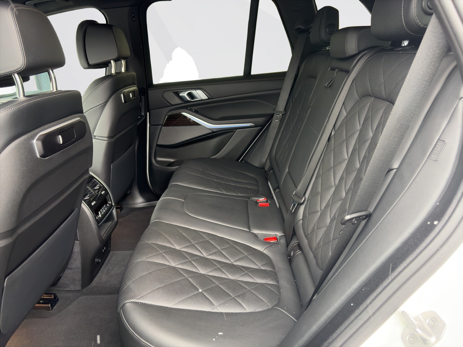 BMW X5 50e xDrive-image-17