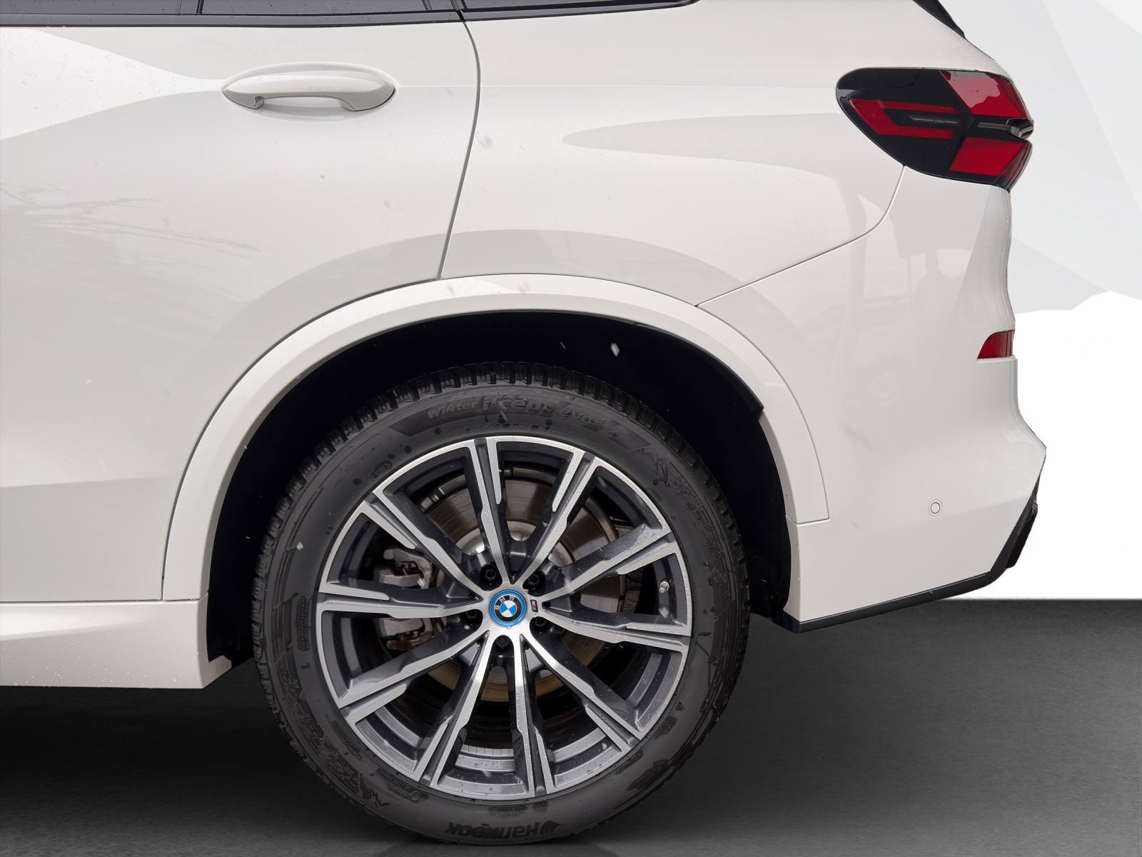 BMW X5 50e xDrive-image-23