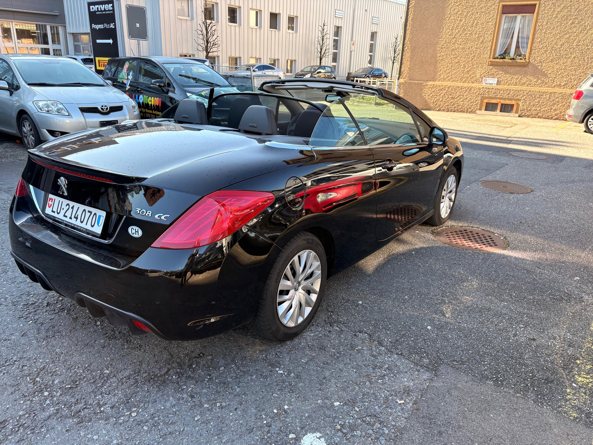 PEUGEOT 308 CC 1.6 16V Turbo Allure Automatic-image-2