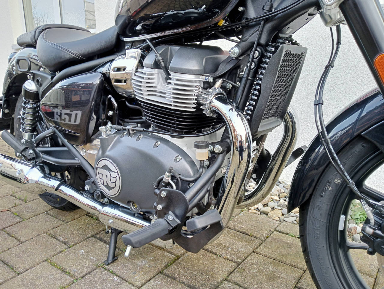 ROYAL ENFIELD Super Meteor 650 Astral-image-8