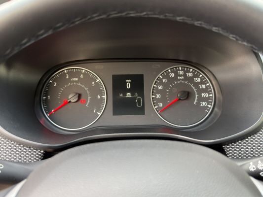 DACIA Sandero Stp 90 Expr. CVT-image-10