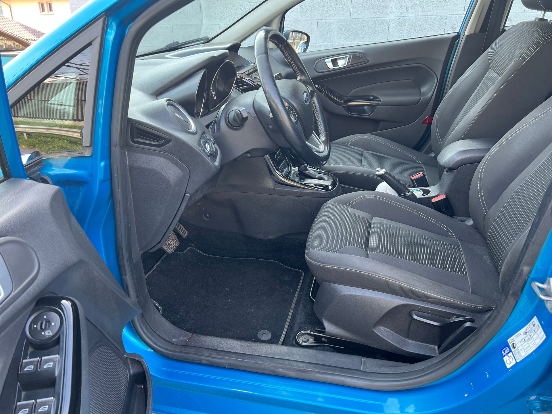 FORD Fiesta 1.0 SCTi Sync PowerShift-image-7