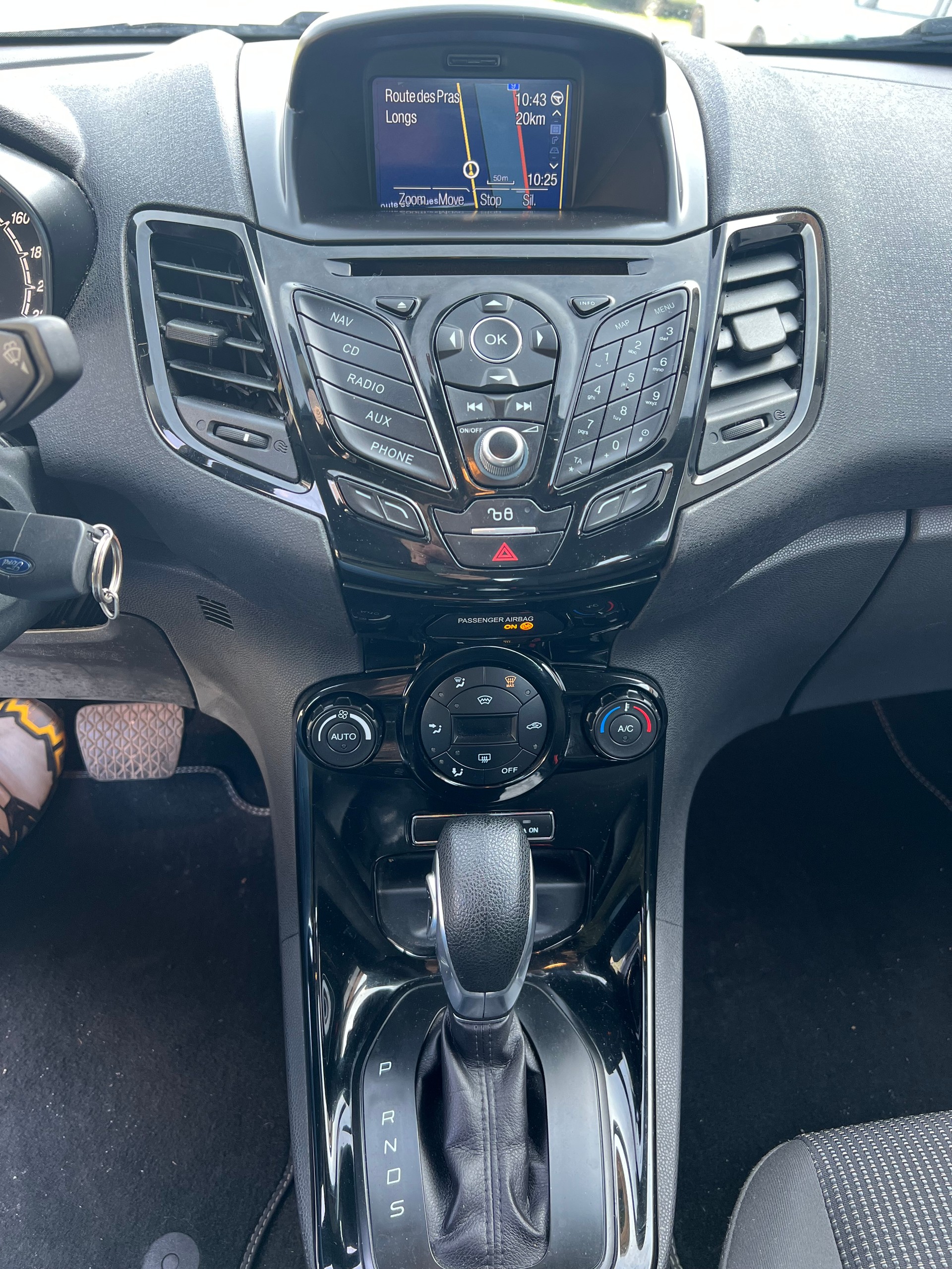FORD Fiesta 1.0 SCTi Sync PowerShift-image-11