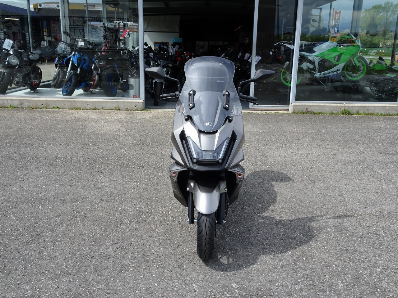 KYMCO Sky Town 125 Topcase-image-2