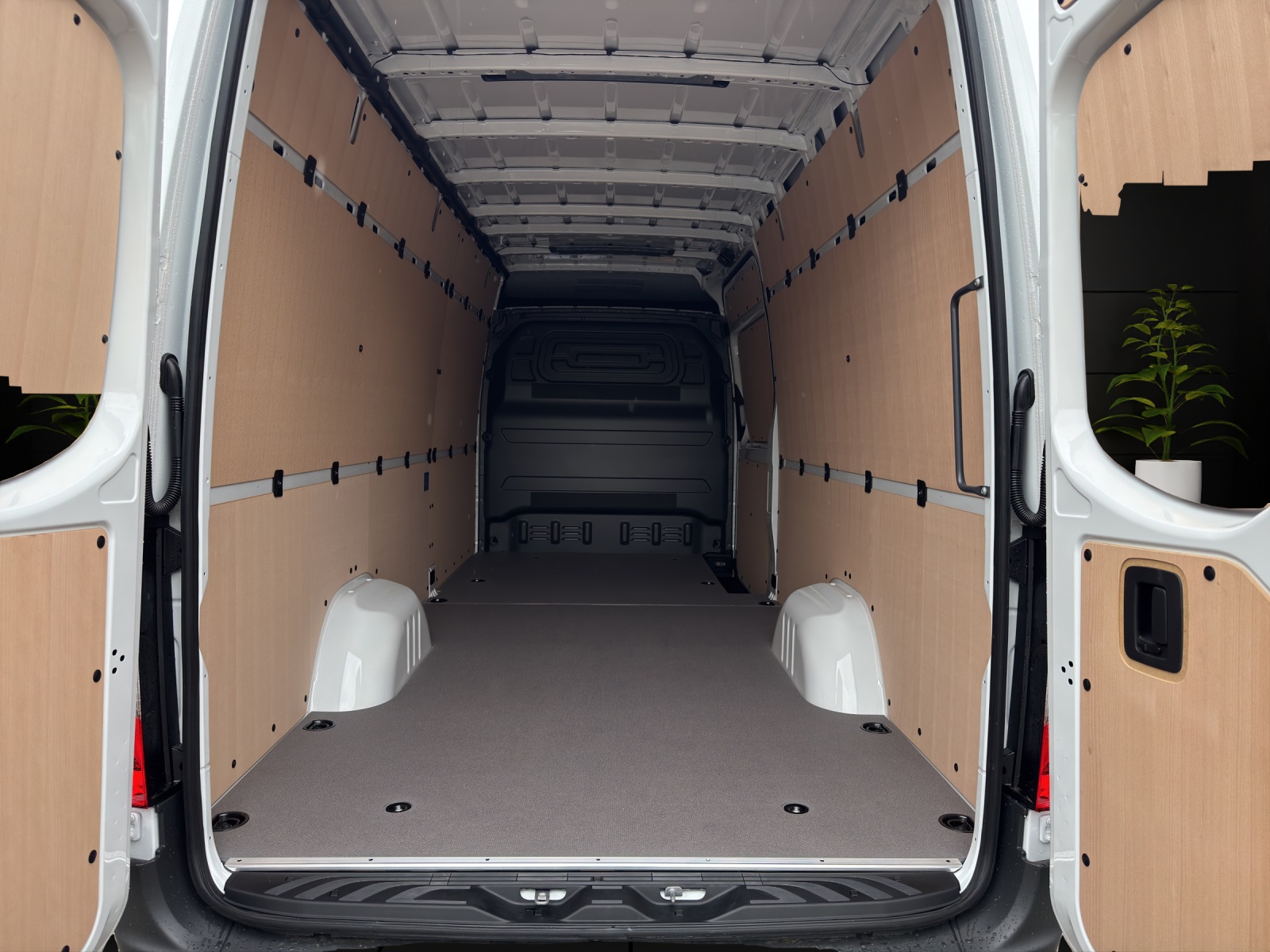 MERCEDES-BENZ Sprinter 315 CDI Lang 9G-TRONIC-image-6