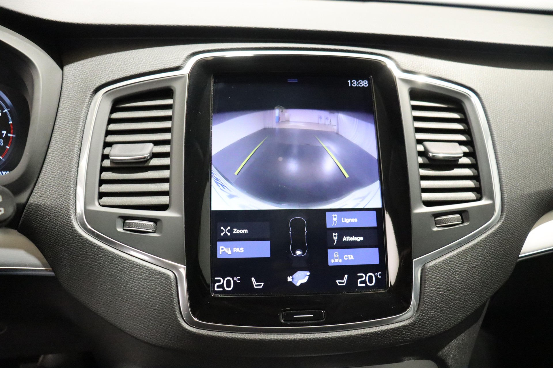 VOLVO XC90 2.0 T6 Momentum 7P. AWD-image-14
