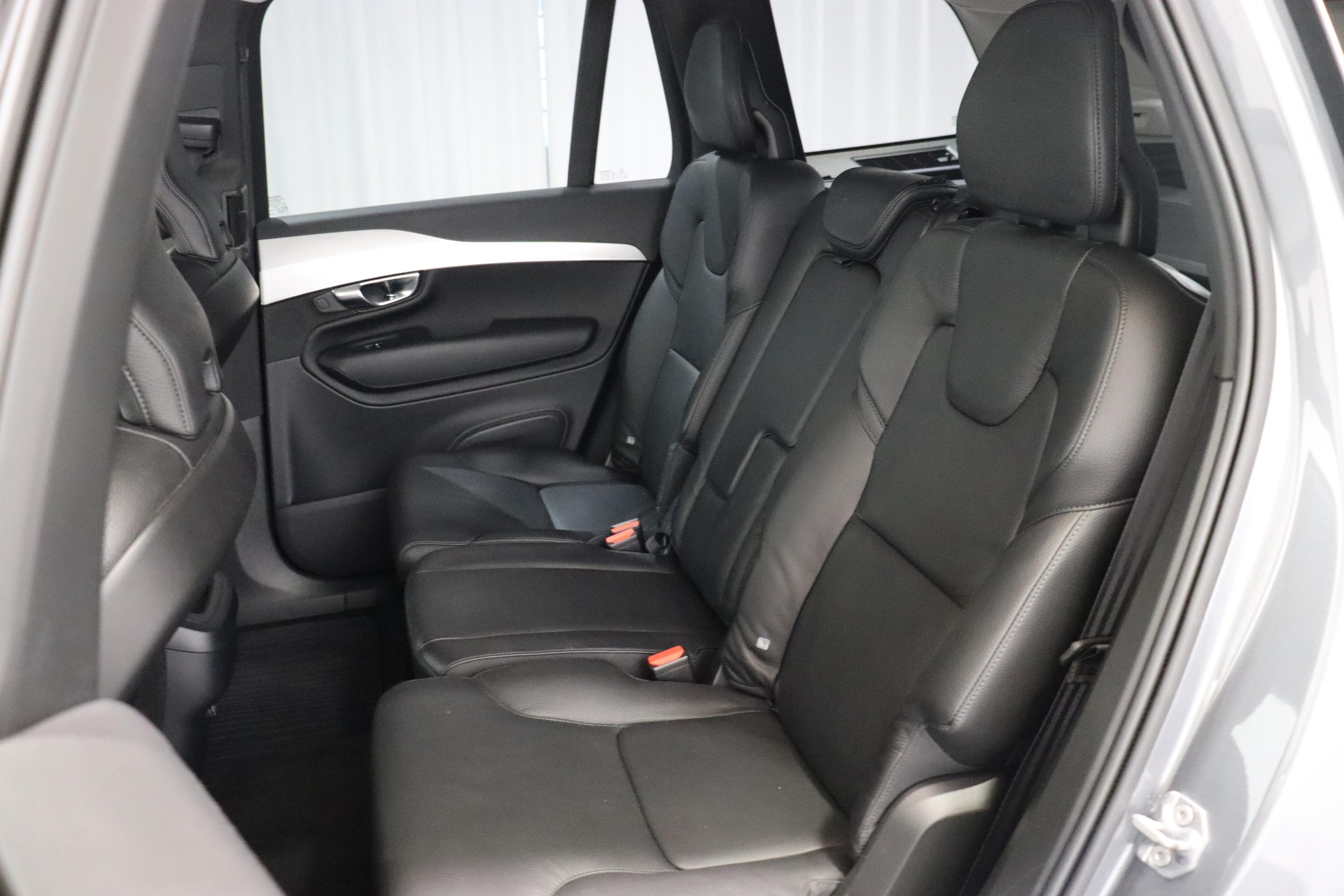 VOLVO XC90 2.0 T6 Momentum 7P. AWD-image-9