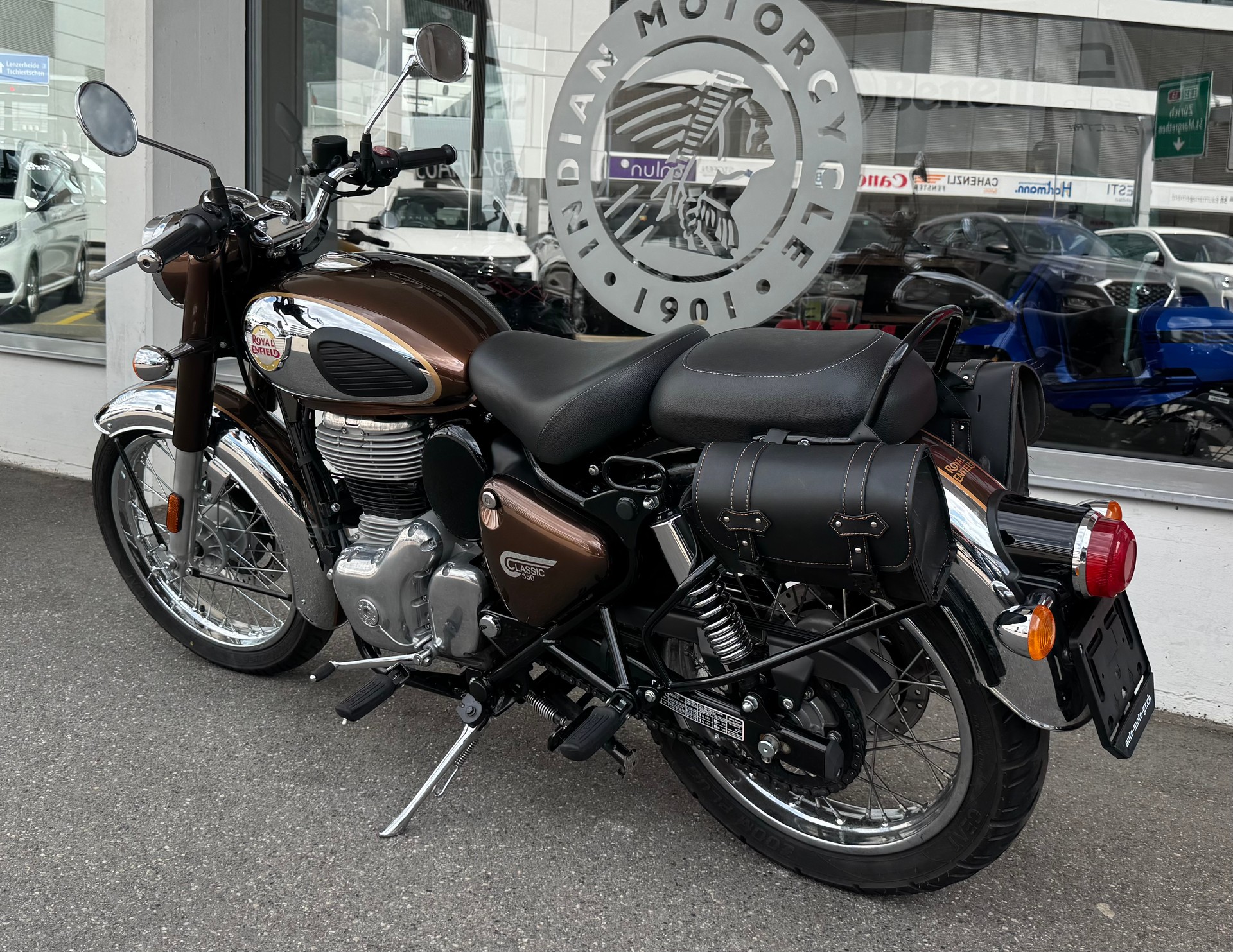 ROYAL ENFIELD Classic 350 Chrome-image-10