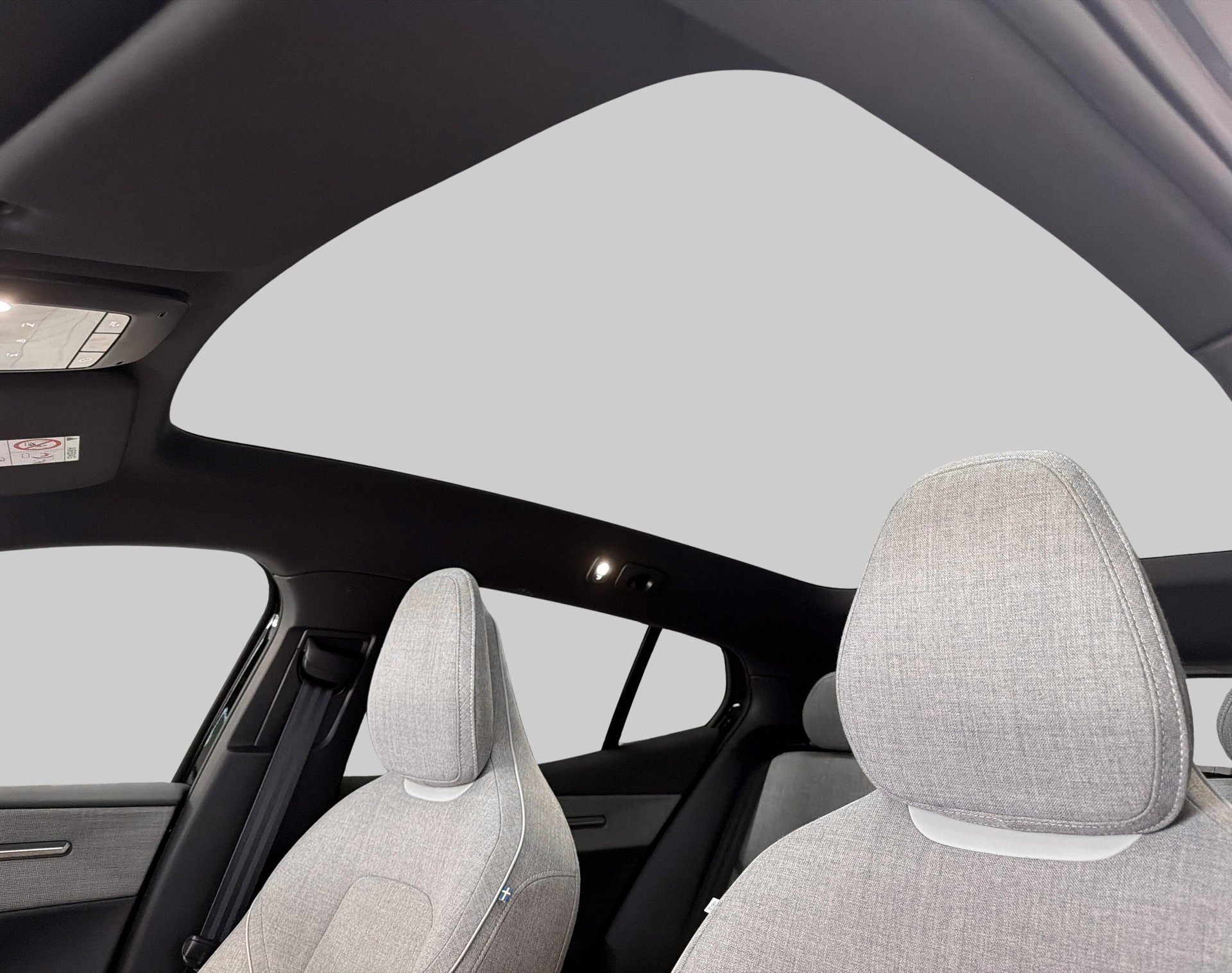 VOLVO EX 30 E60 Twin Ultra Performanc-image-13
