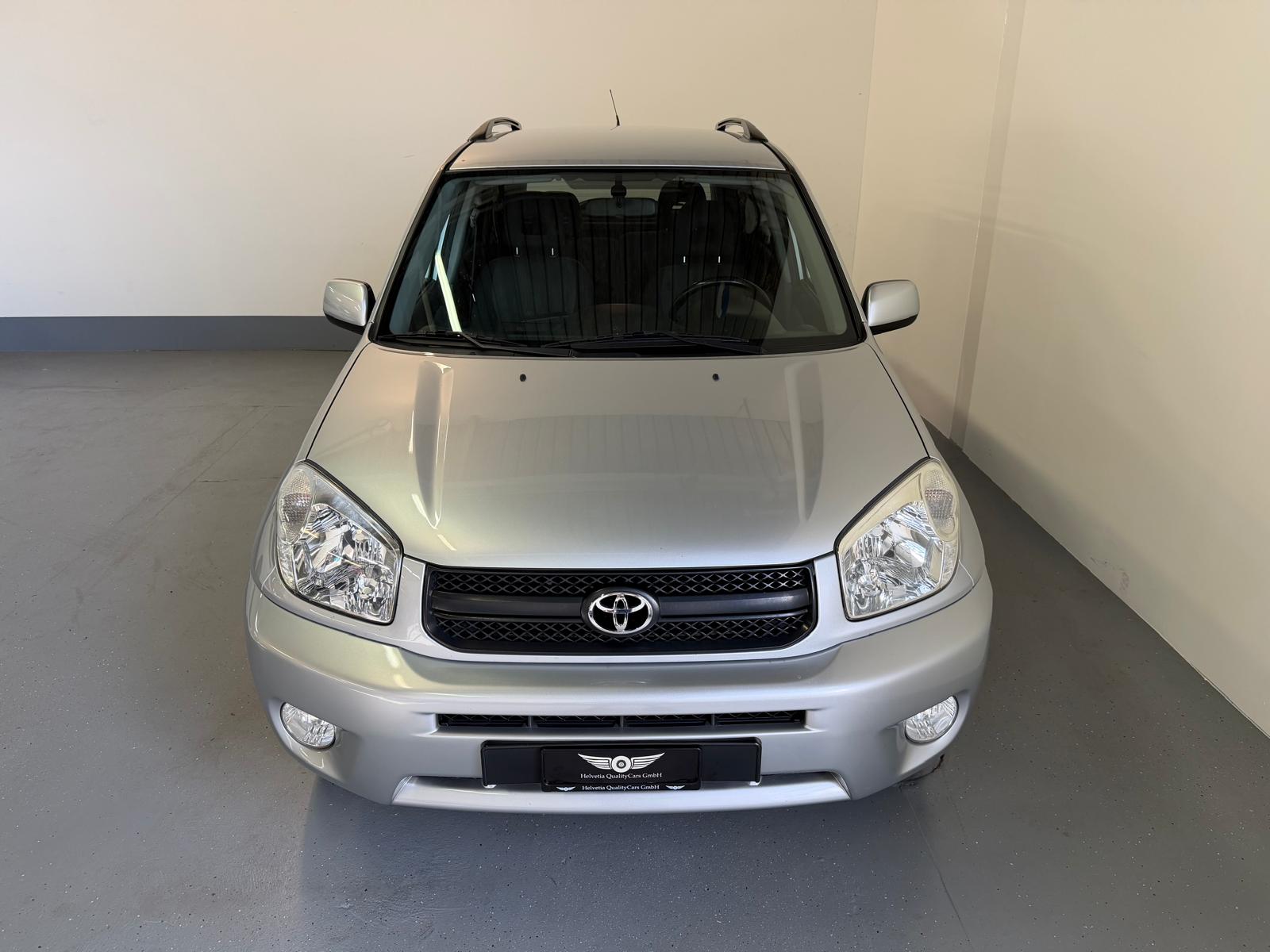 TOYOTA 2.0 VVT-i Linea Luna Automatik-showroom-element-3
