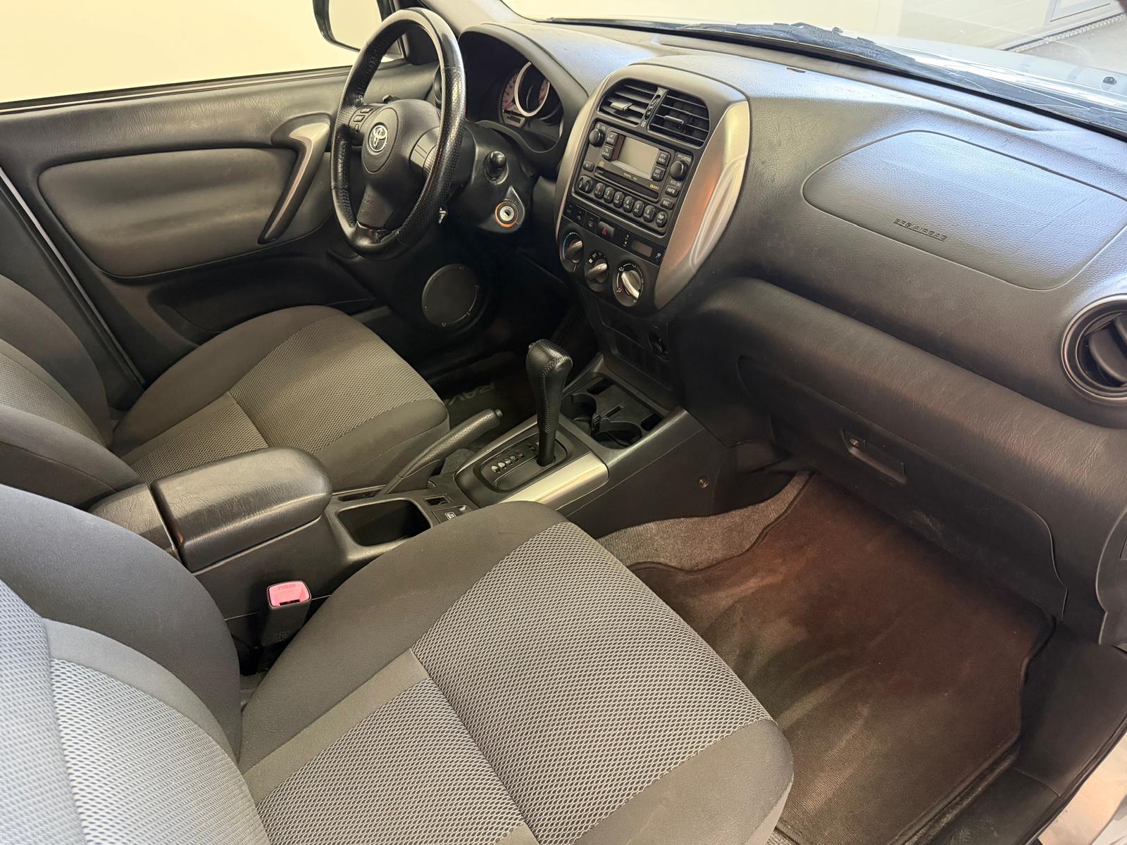 TOYOTA 2.0 VVT-i Linea Luna Automatik-image-15