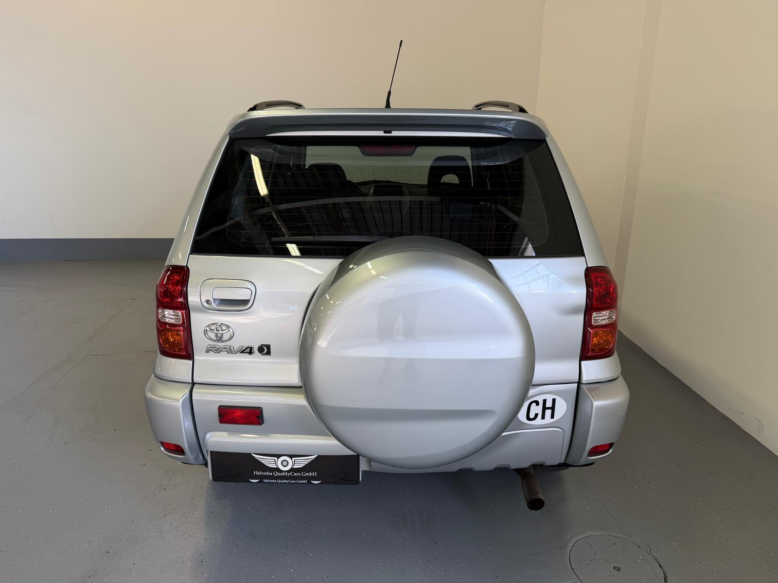 TOYOTA 2.0 VVT-i Linea Luna Automatik-image-10