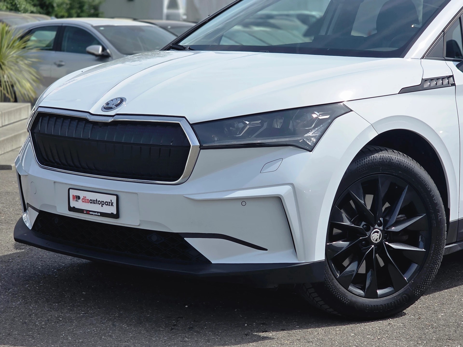 SKODA Enyaq iV 60 * CH-Fahrzeug * Frisch ab MFK *-showroom-element-2