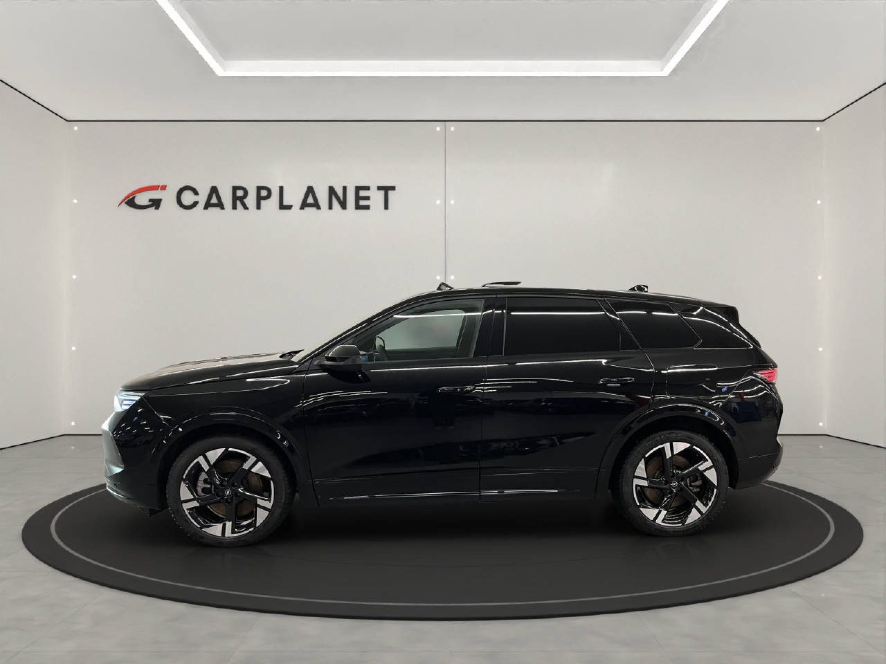 OPEL Grandland-e Electric GS-showroom-element-1