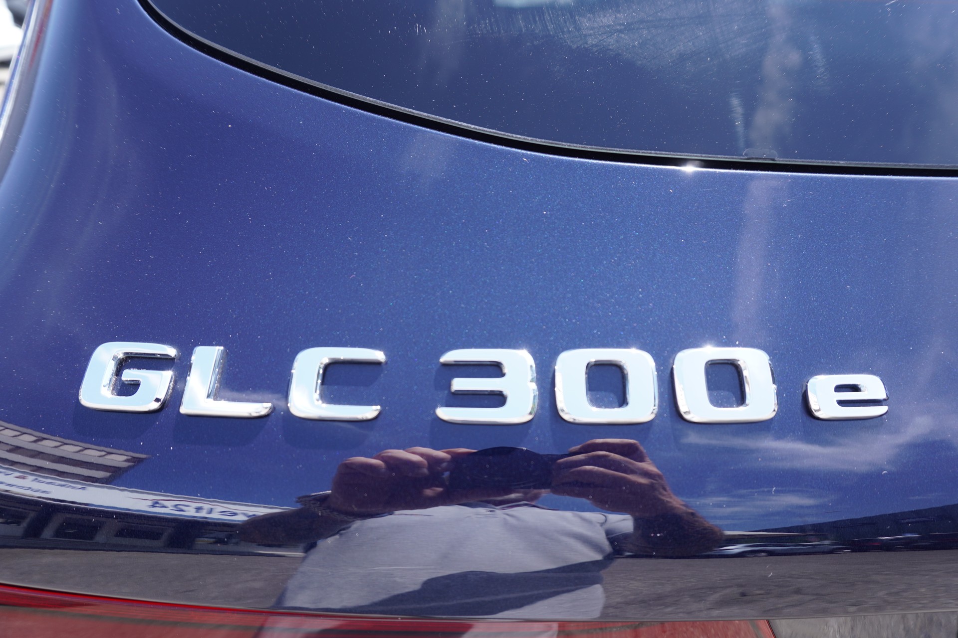 MERCEDES-BENZ GLC 300 e 4Matic 9G-Tronic-image-11