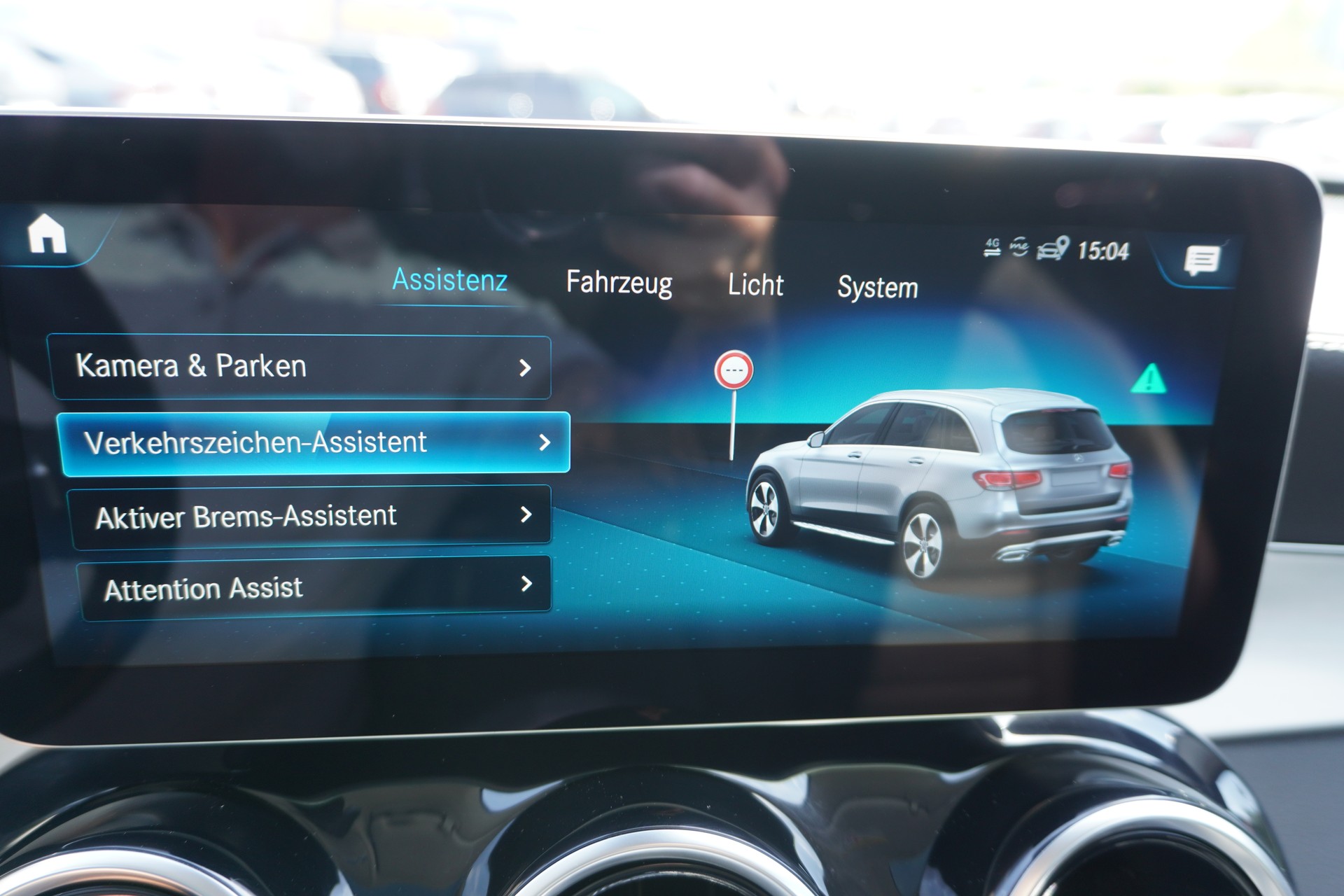 MERCEDES-BENZ GLC 300 e 4Matic 9G-Tronic-image-33