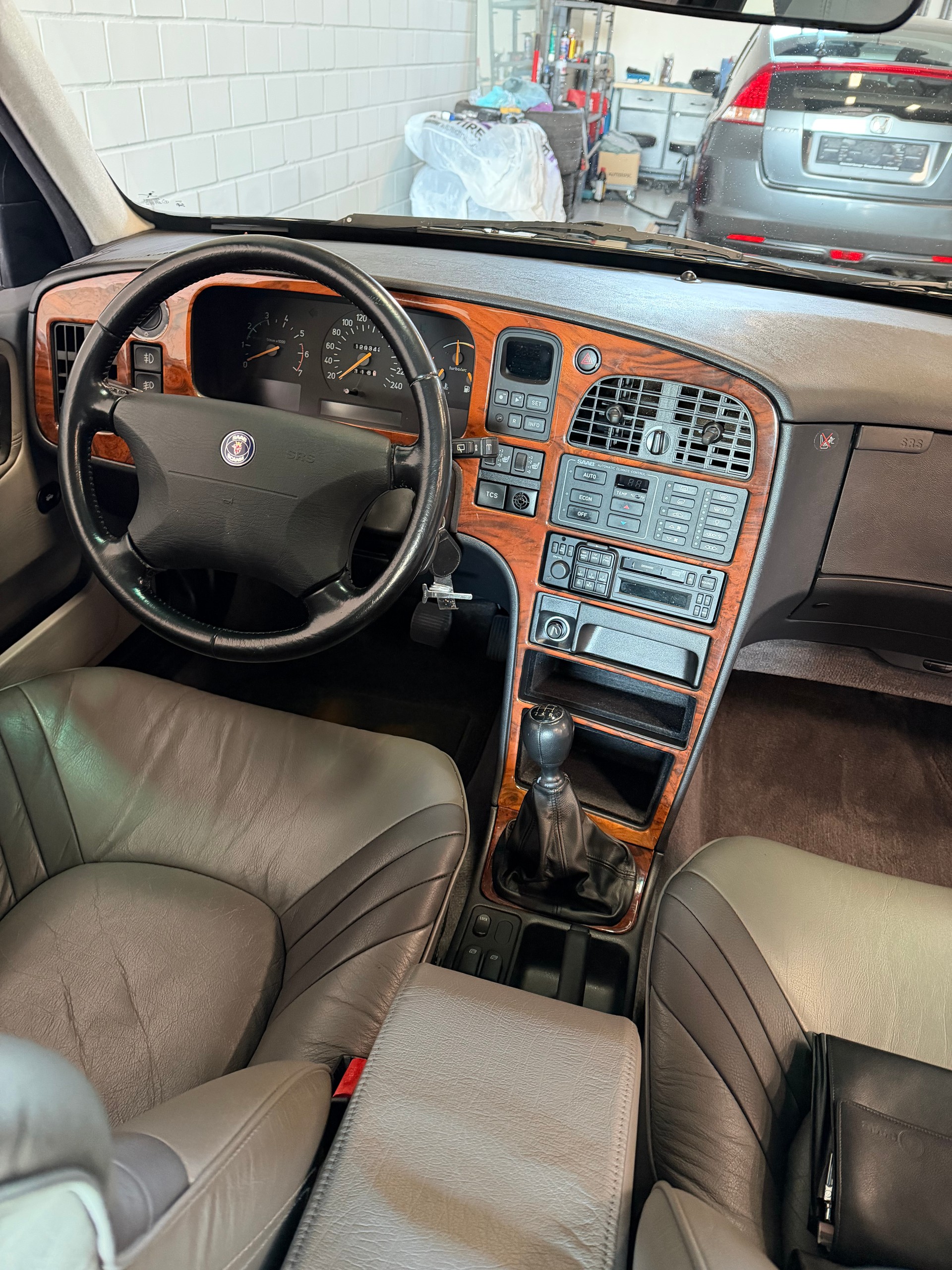 SAAB 9000 Aero 2.3 turbo 16-image-8