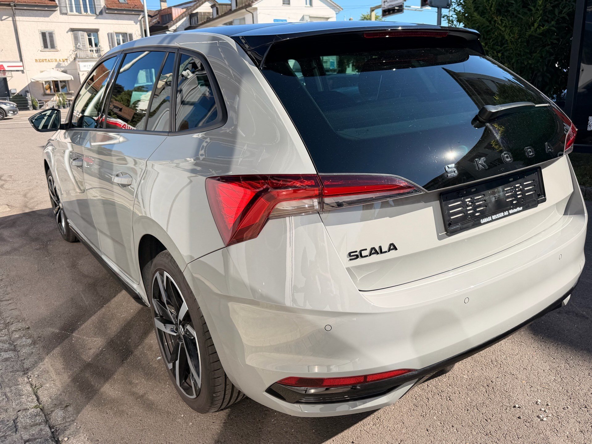 SKODA Scala 1.5 TSI DSG MONTE CARLO *** GARANTIE BIS 2029 ***-image-5