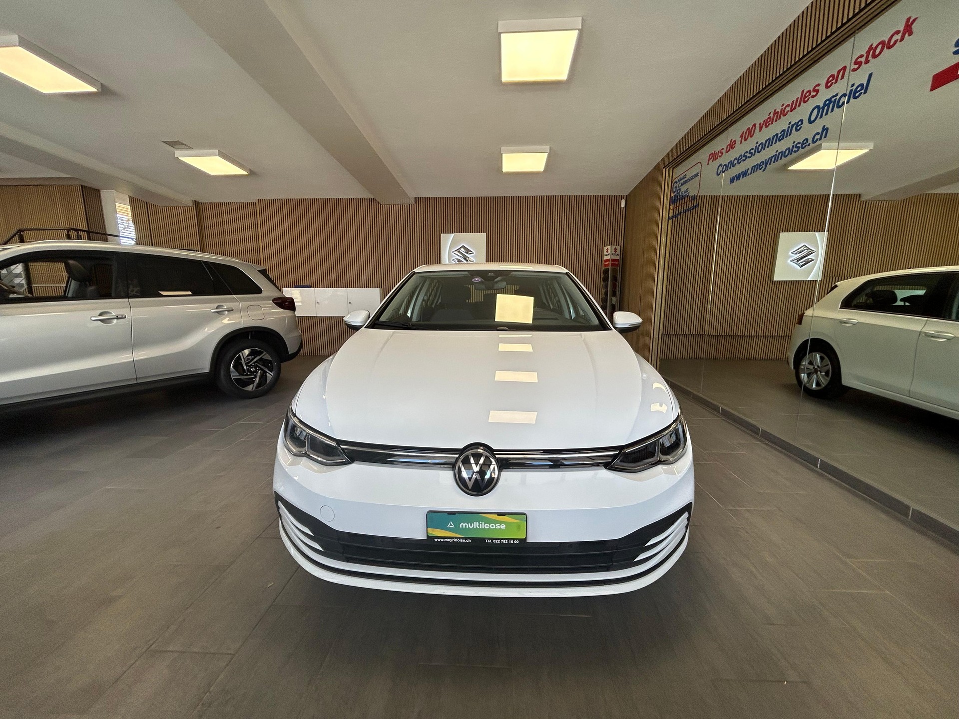 VW Golf VIII 1.5 eTSI Life DSG-showroom-element-2