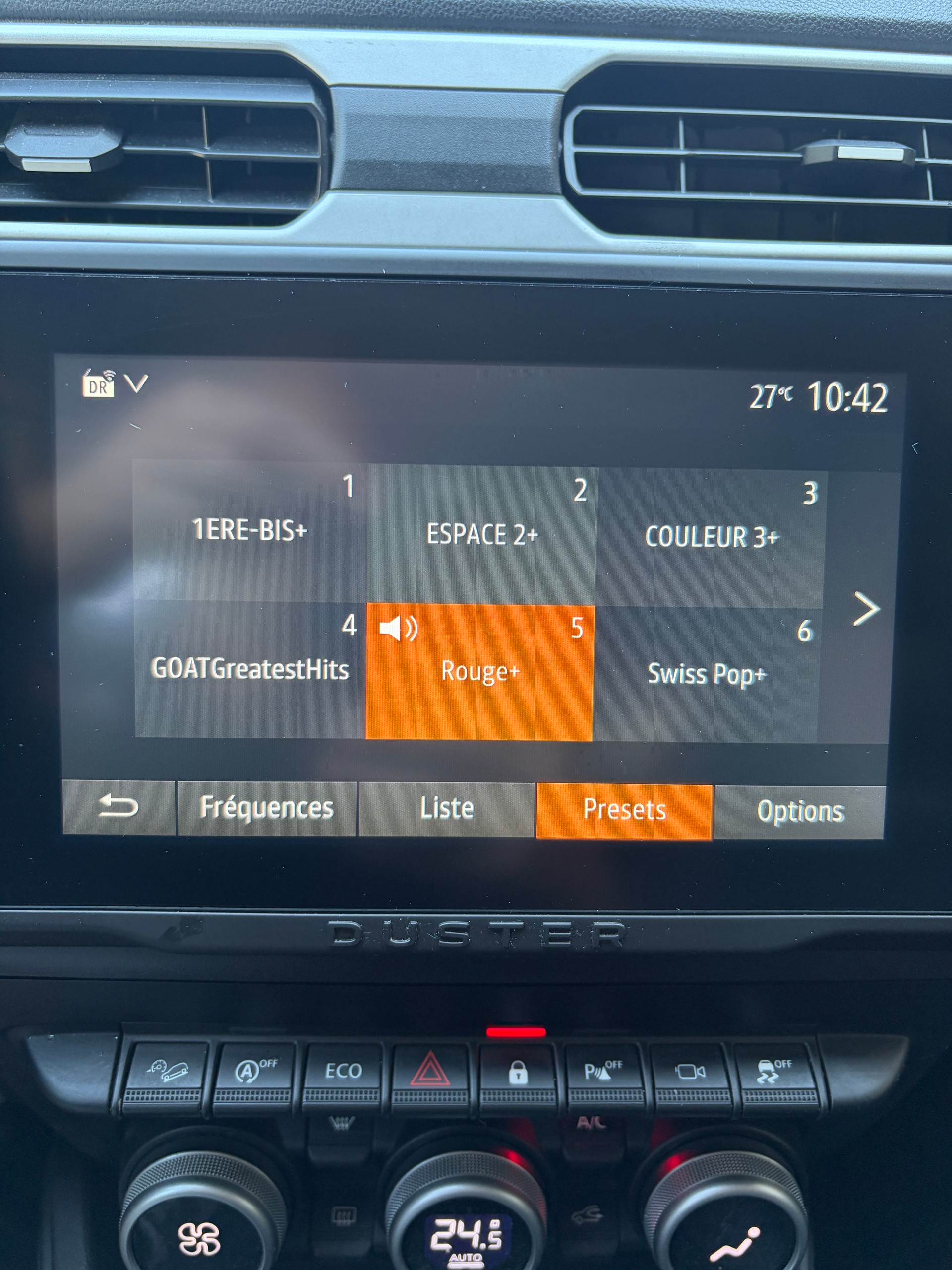 DACIA Duster TCe 150 Journey 4x4-image-12