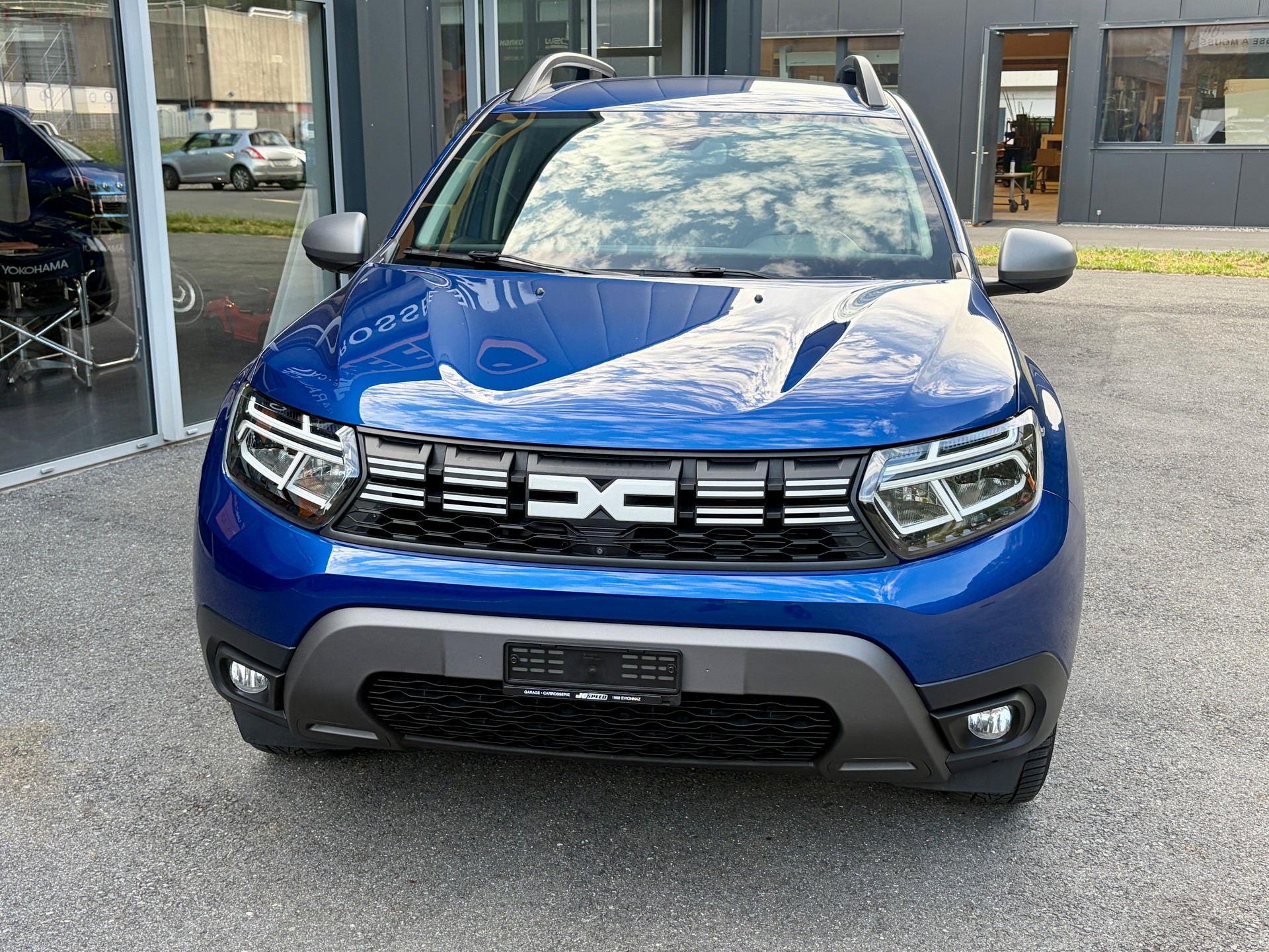 DACIA Duster TCe 150 Journey 4x4-image-1