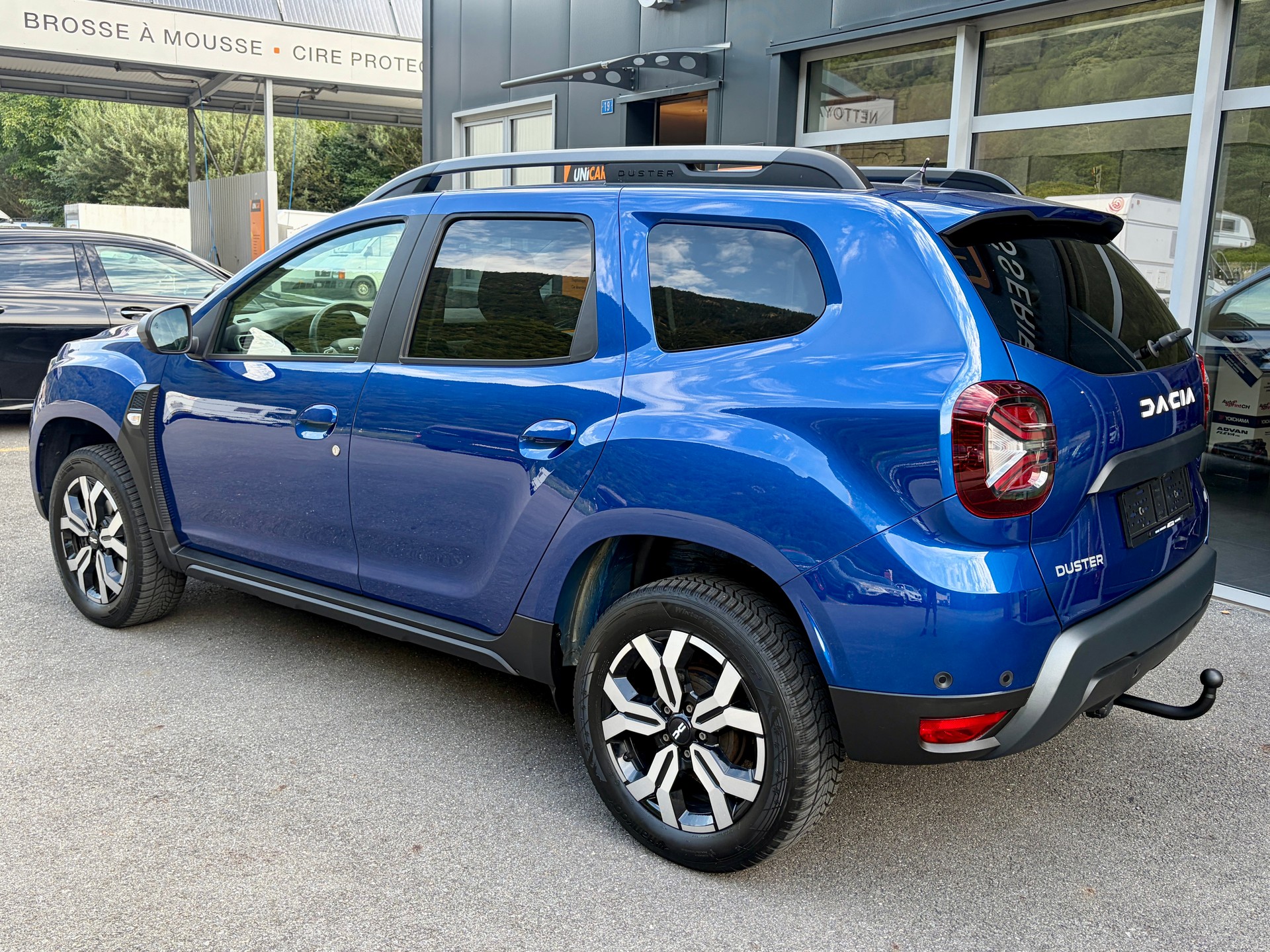 DACIA Duster TCe 150 Journey 4x4-image-2
