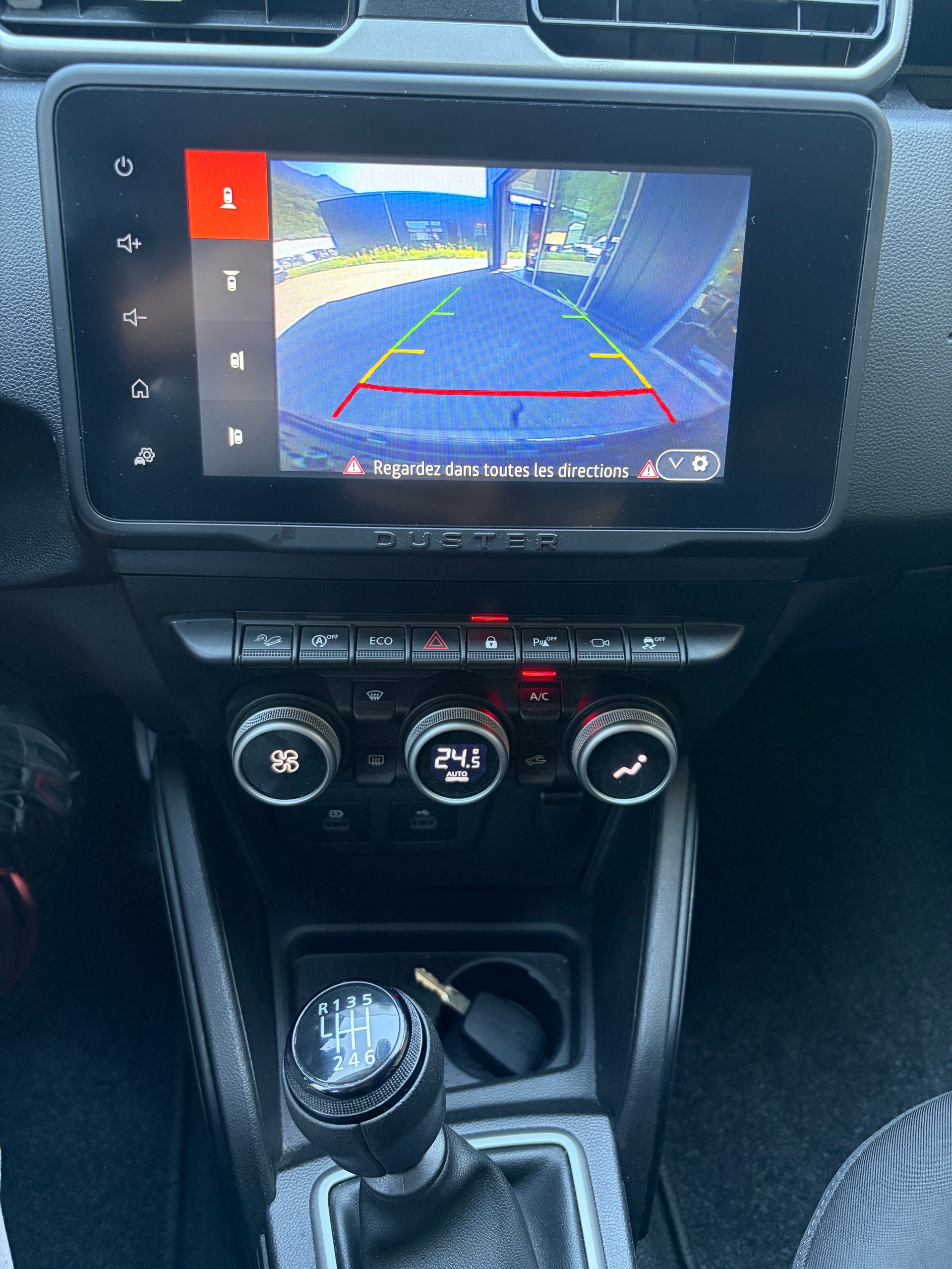 DACIA Duster TCe 150 Journey 4x4-image-11