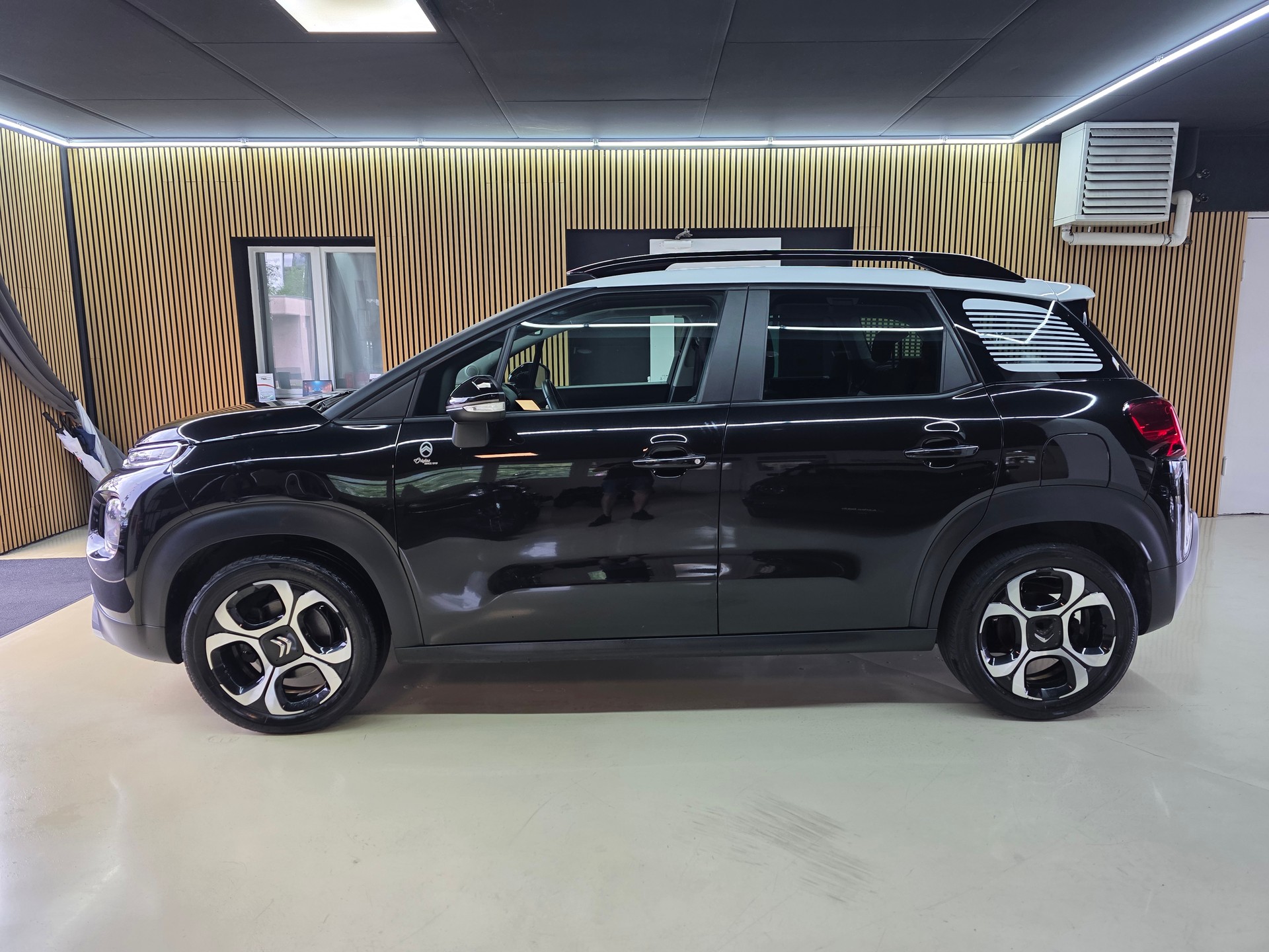 CITROEN C3 Aircross 1.2i PureTech Origins-showroom-element-3