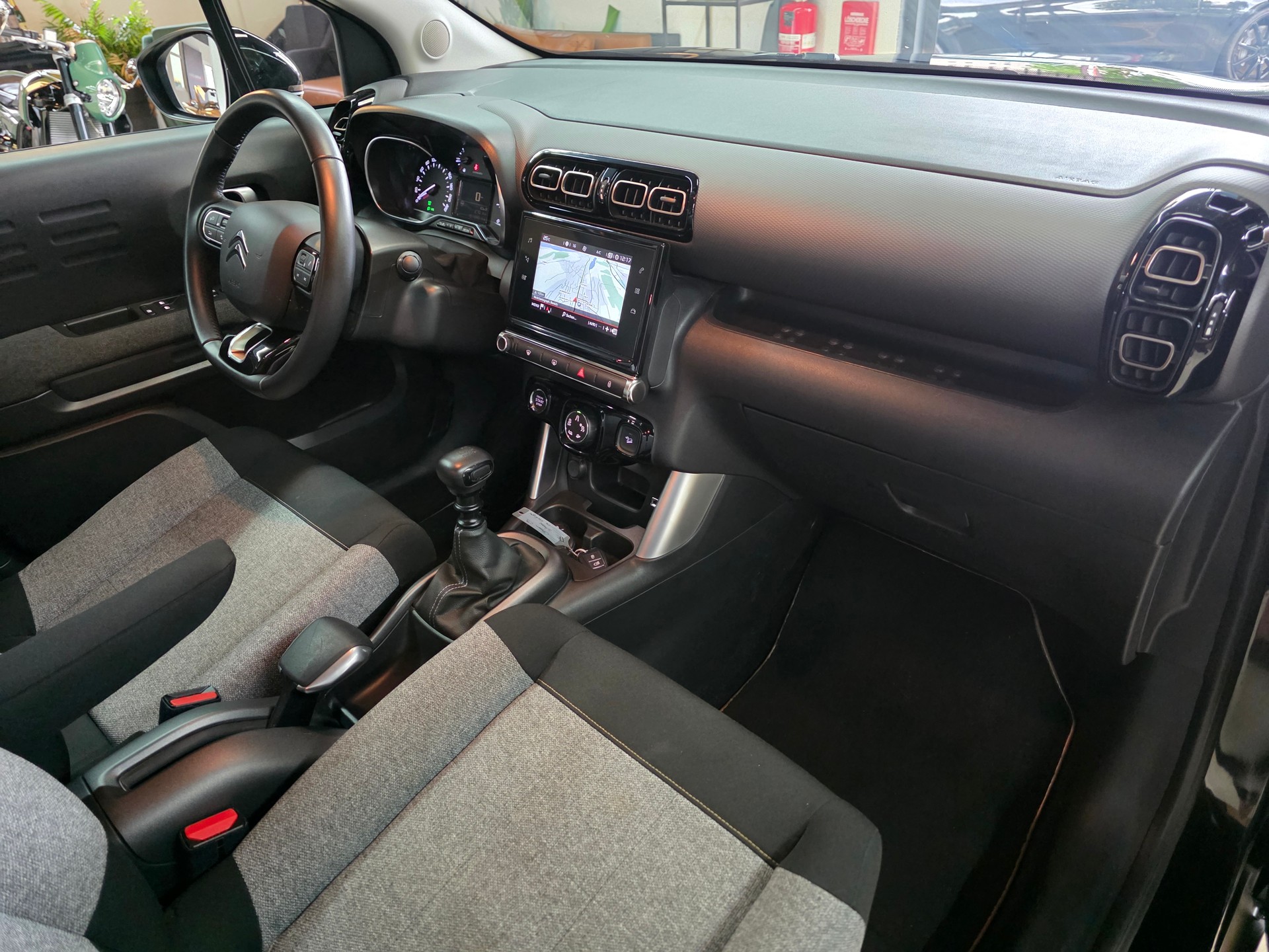 CITROEN C3 Aircross 1.2i PureTech Origins-image-9
