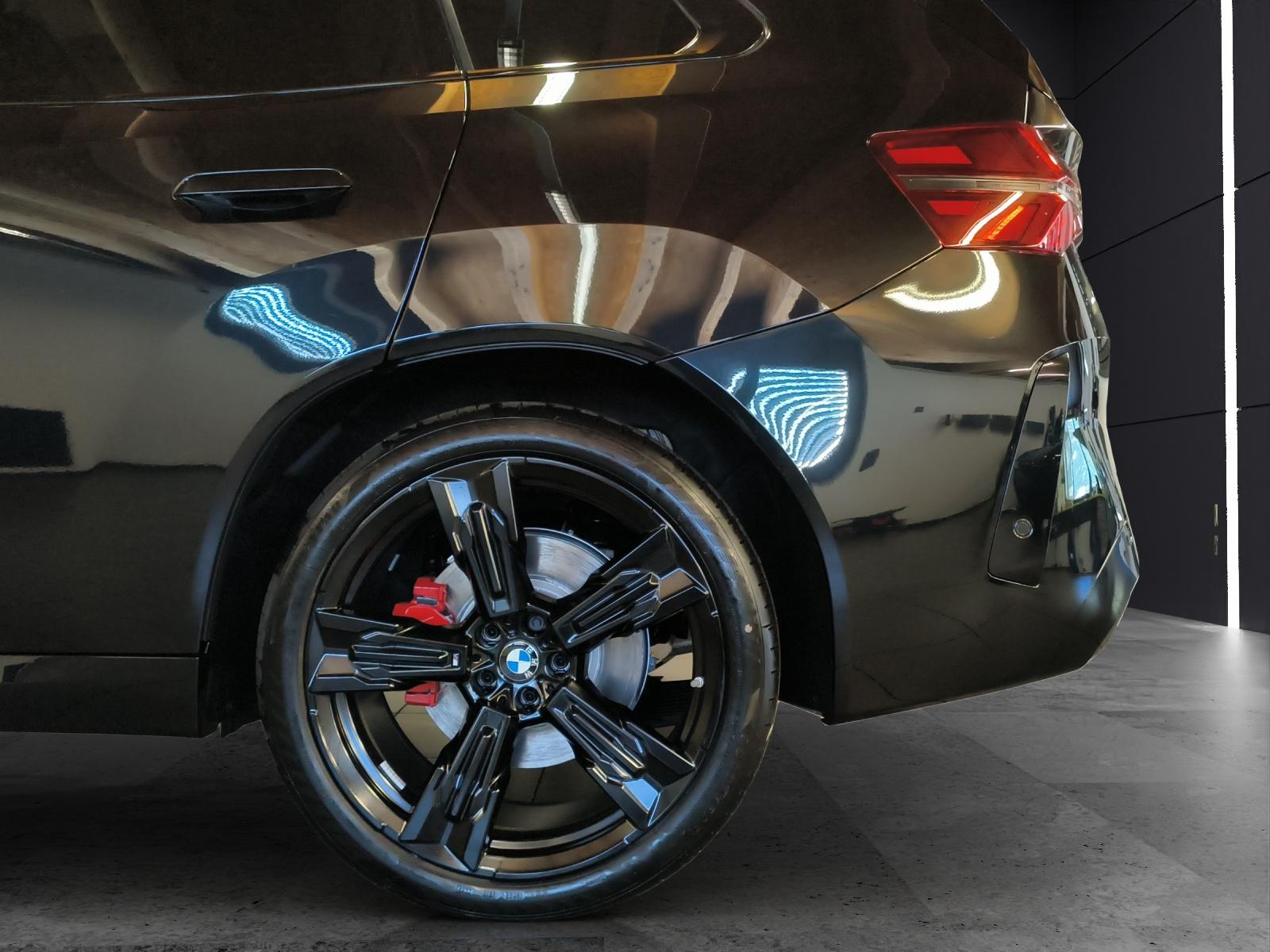 BMW X3 M50i-image-9